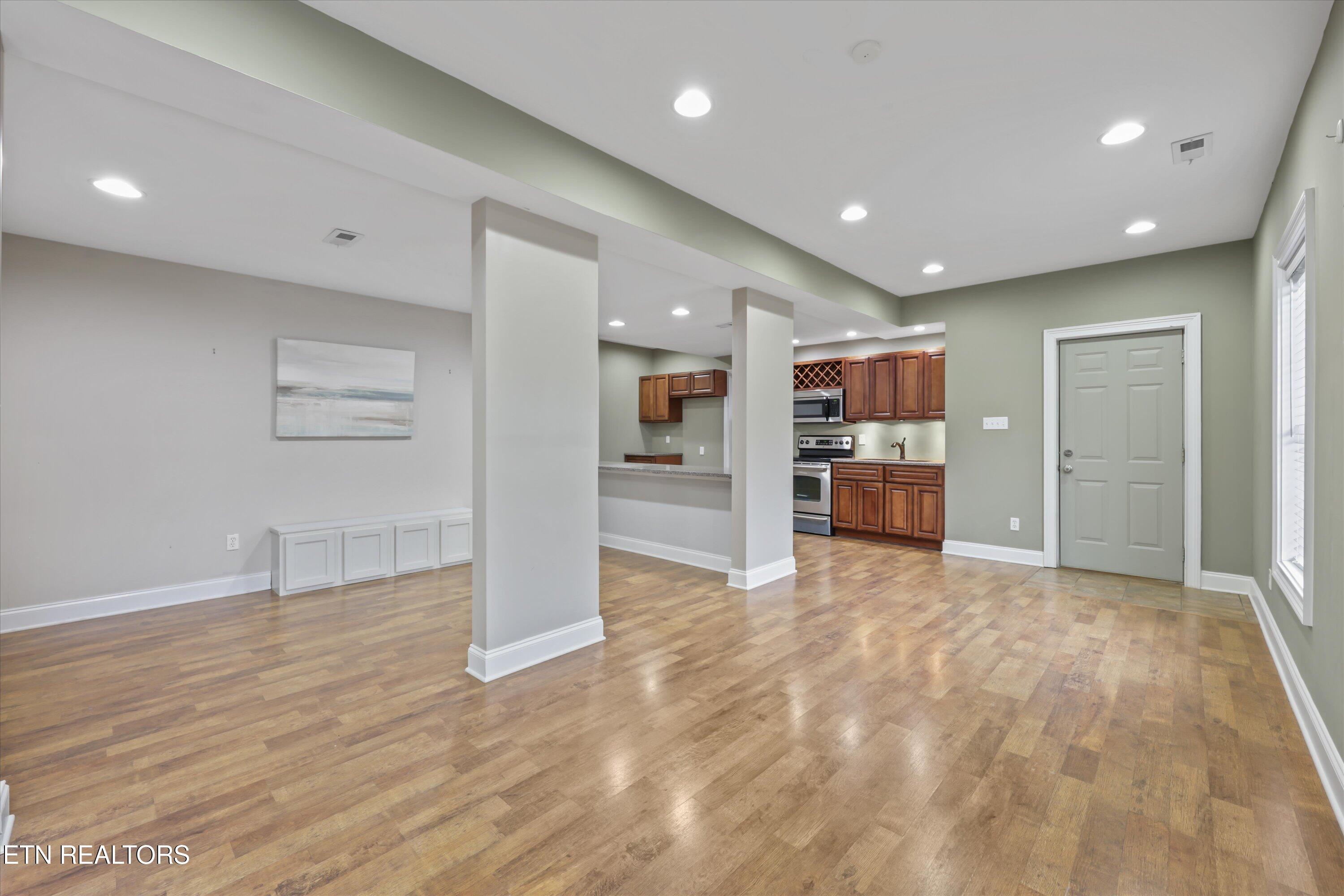 1725 Burnside Drive Maryville TN 37801
