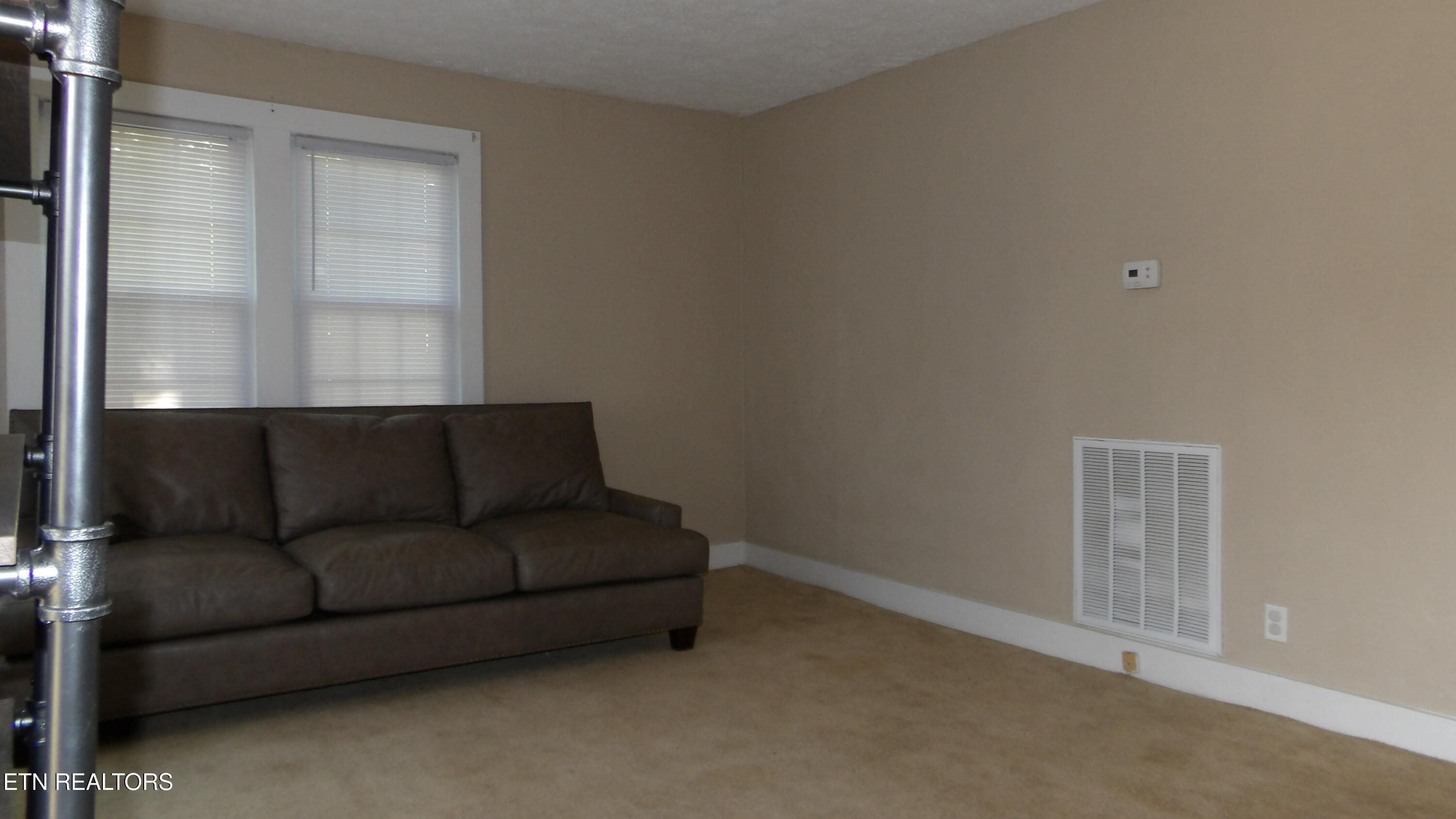 4179 Old Livingston Highway Celina TN 38551