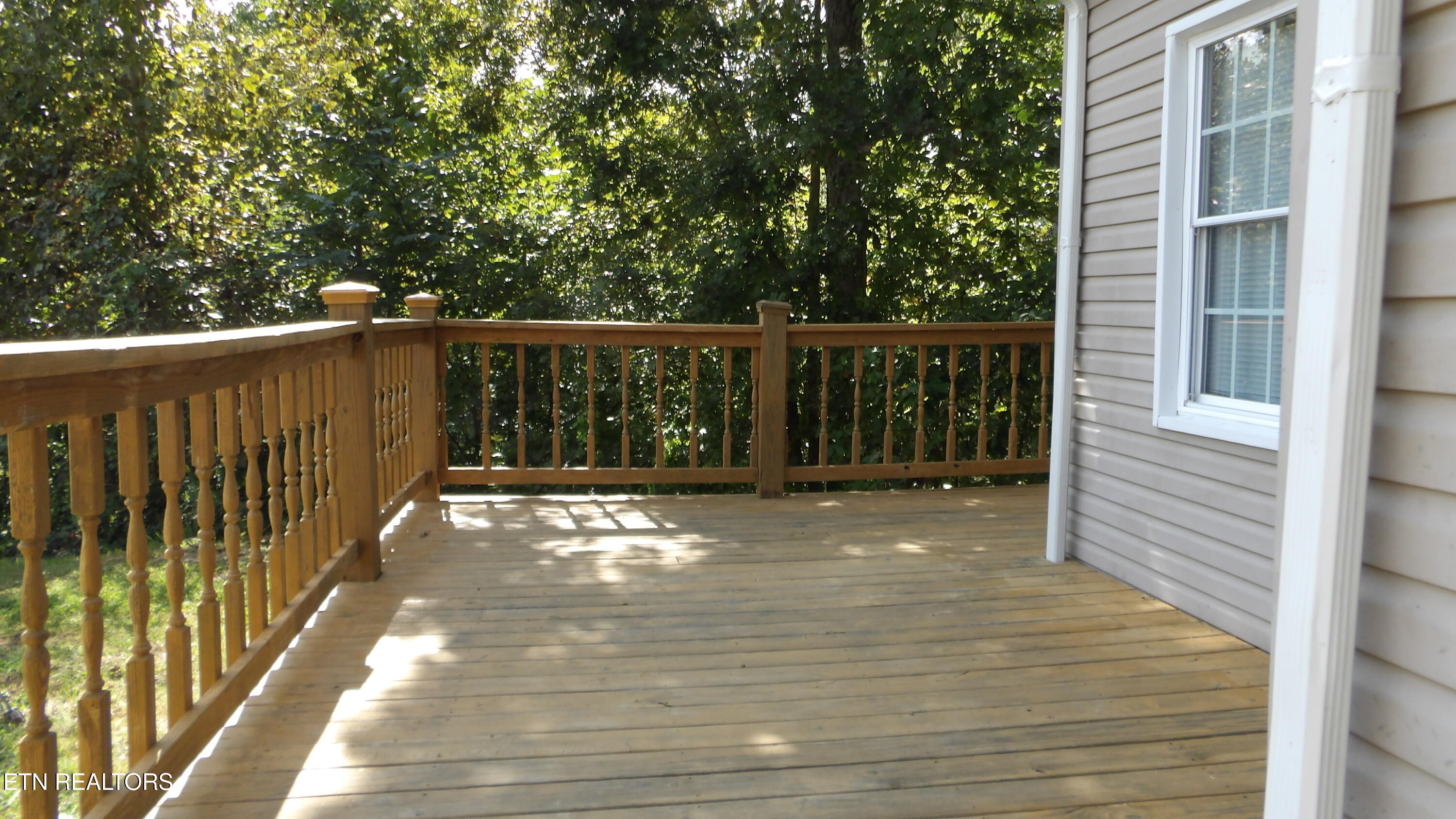 4179 Old Livingston Highway Celina TN 38551