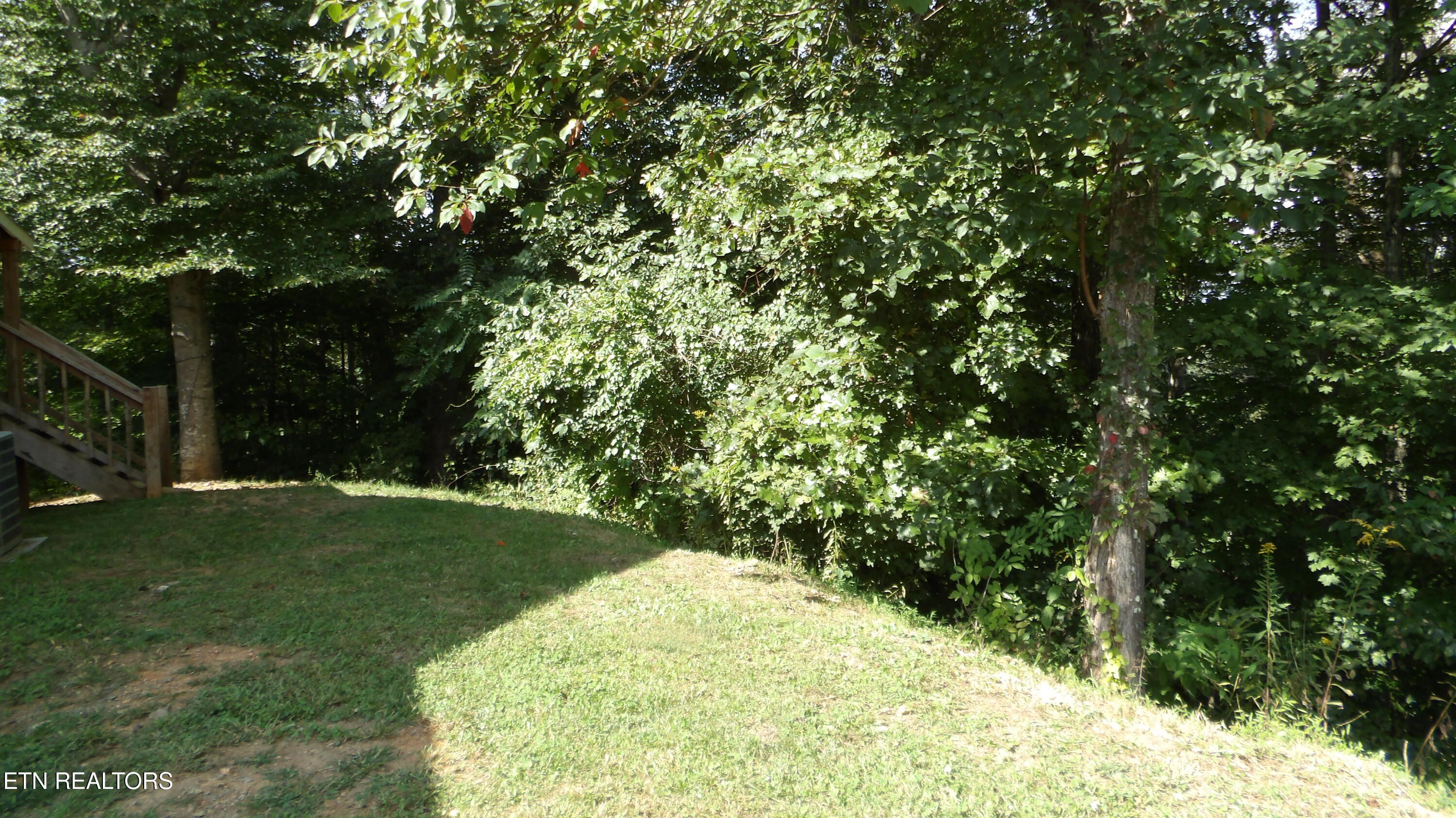4179 Old Livingston Highway Celina TN 38551