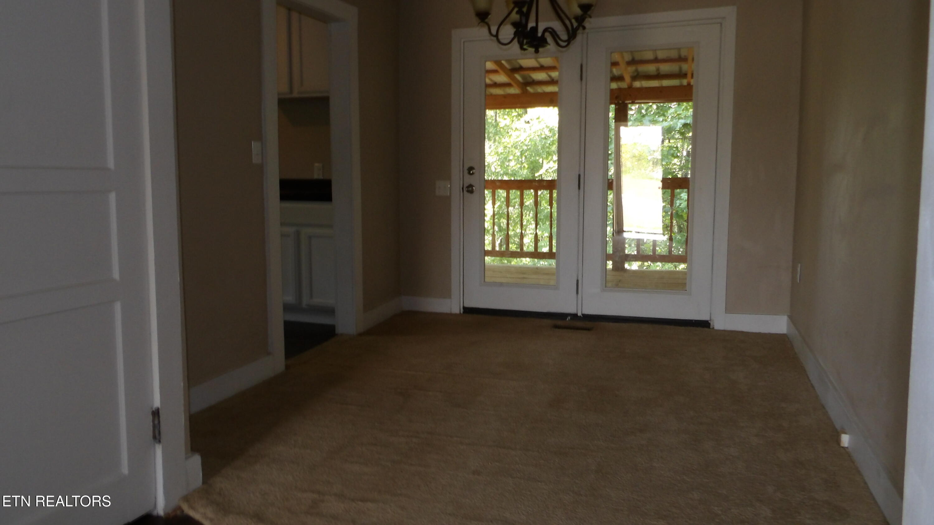 4179 Old Livingston Highway Celina TN 38551