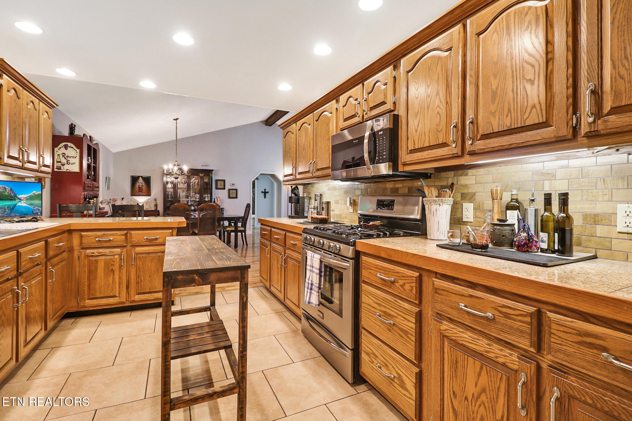 30 Laurel Circle Crossville TN 38555