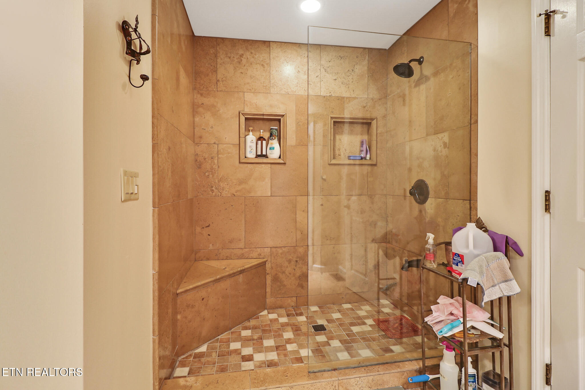 30 Laurel Circle Crossville TN 38555