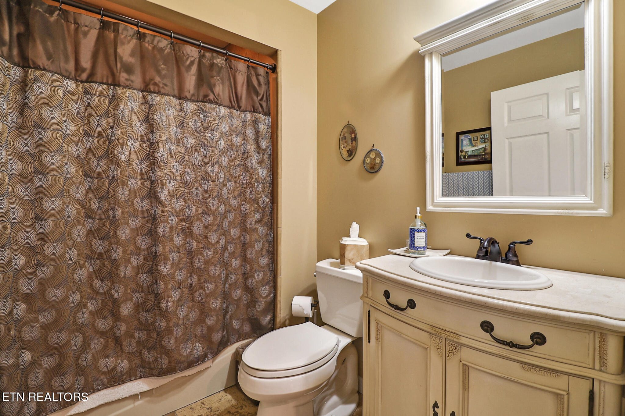 30 Laurel Circle Crossville TN 38555
