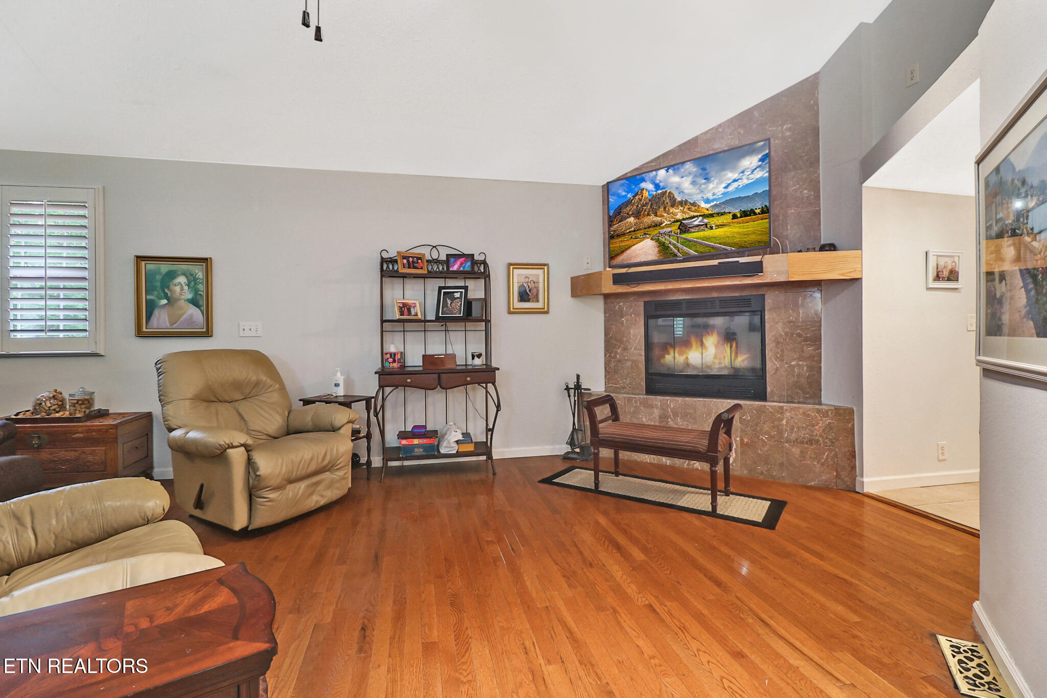 30 Laurel Circle Crossville TN 38555