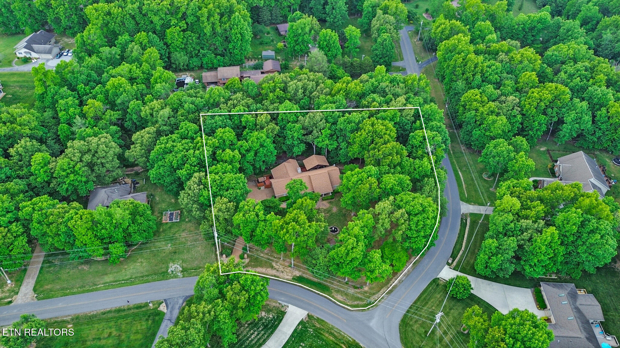 30 Laurel Circle Crossville TN 38555