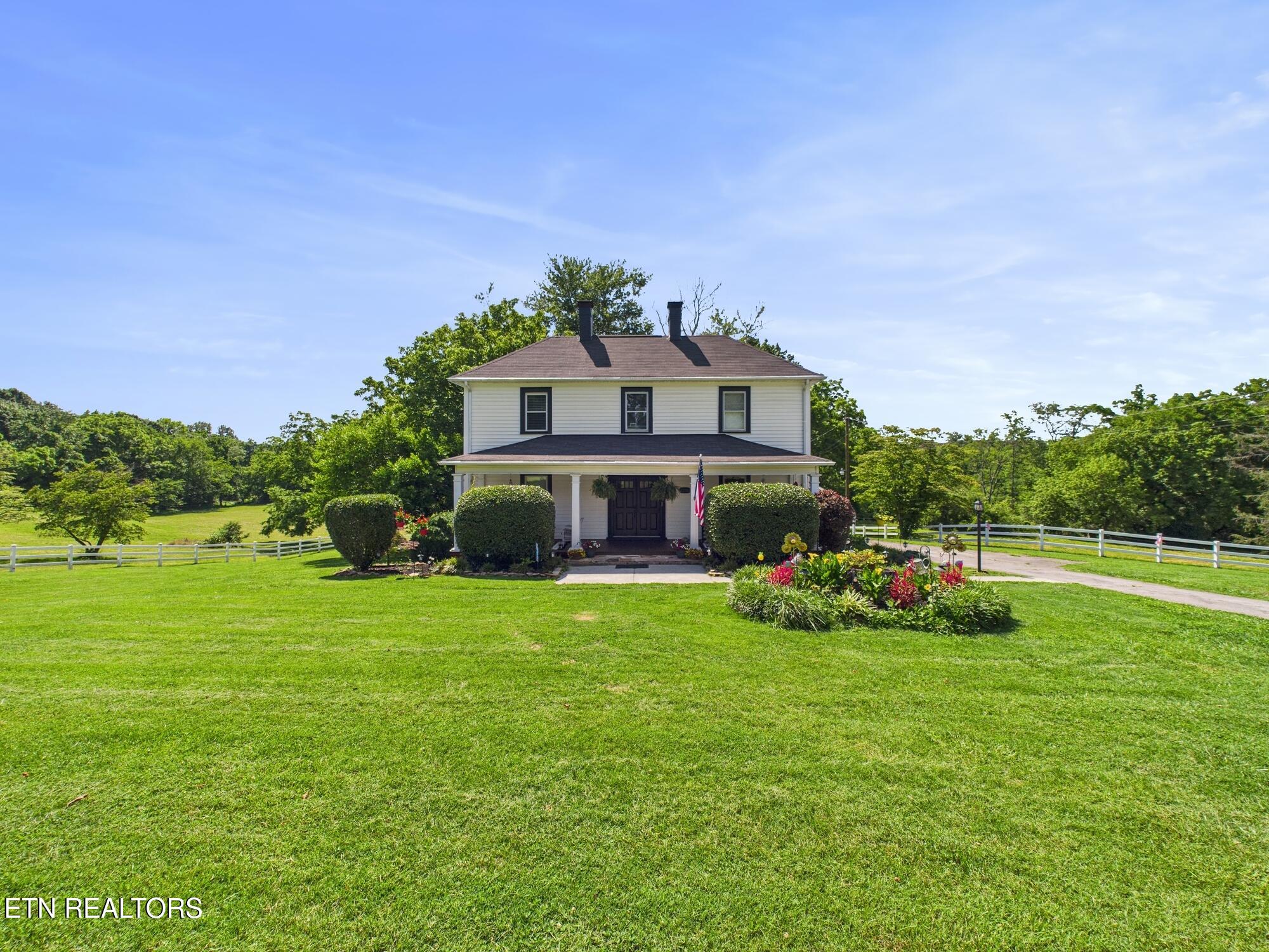 3287 W Town Creek Road Lenoir City TN 37771