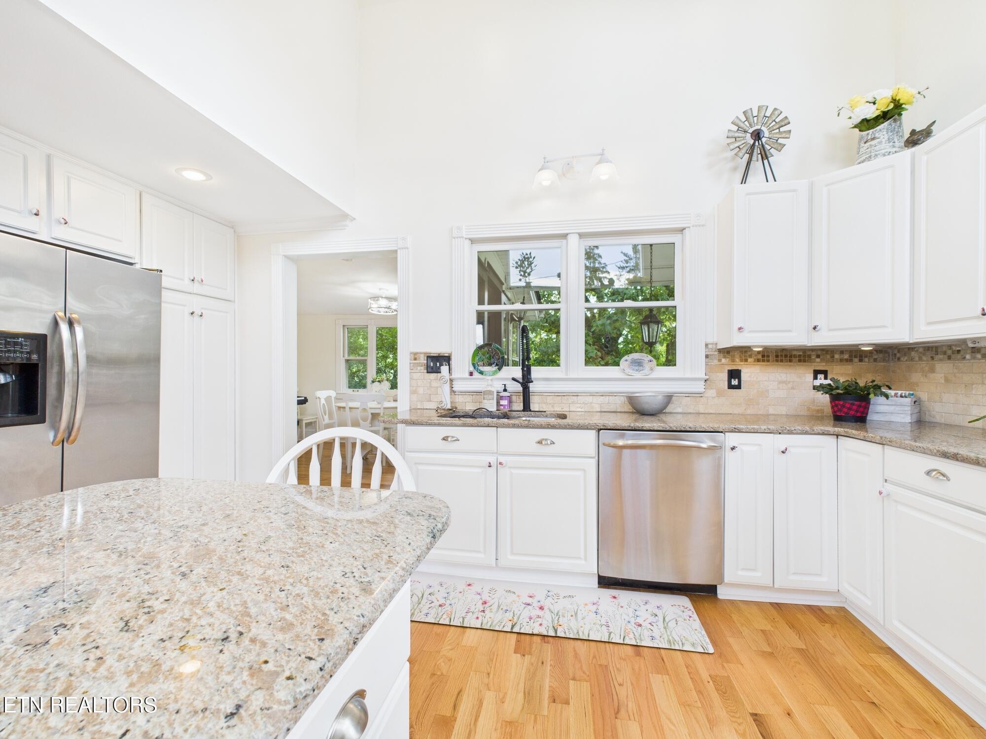 3287 W Town Creek Road Lenoir City TN 37771