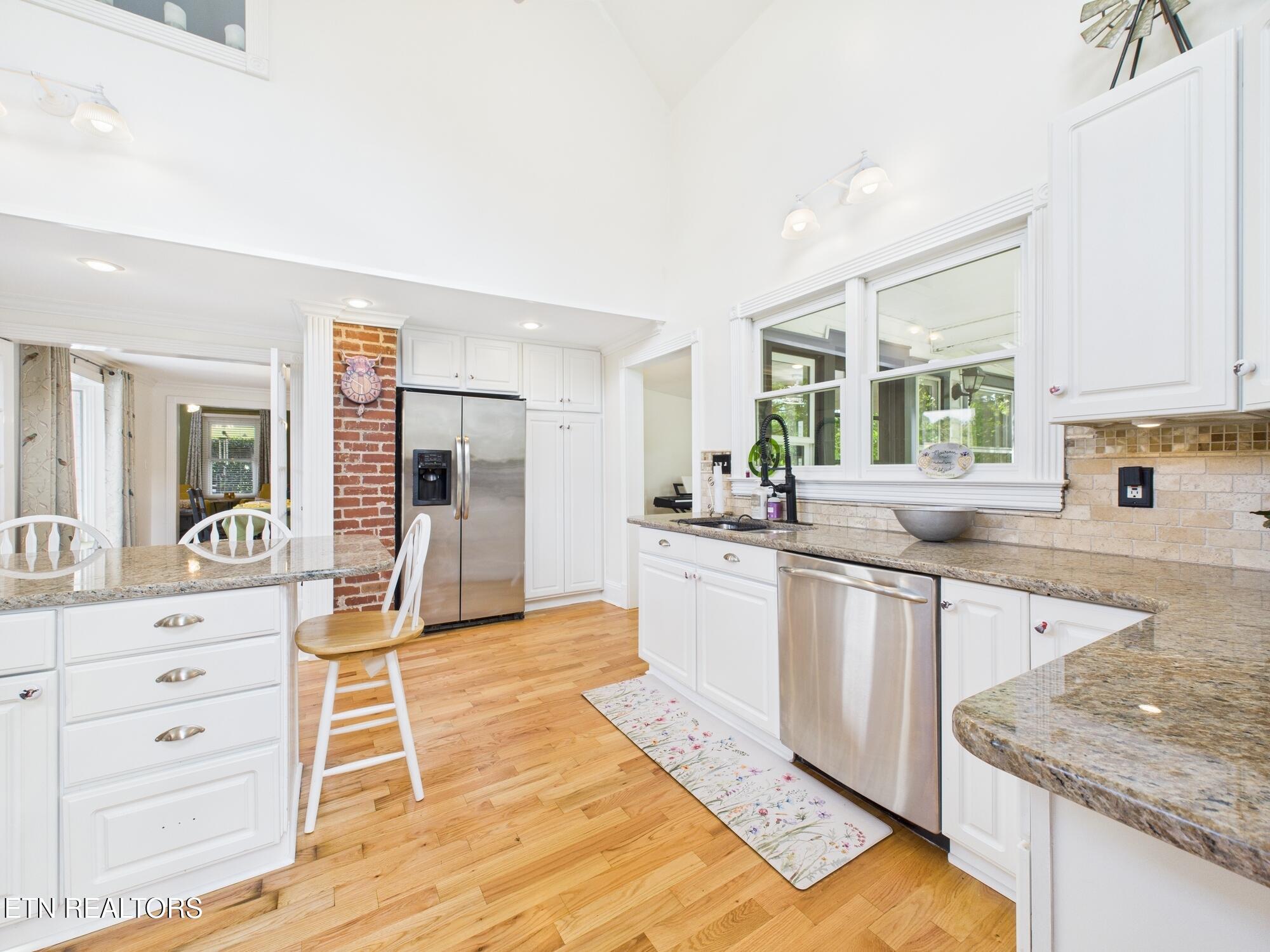 3287 W Town Creek Road Lenoir City TN 37771