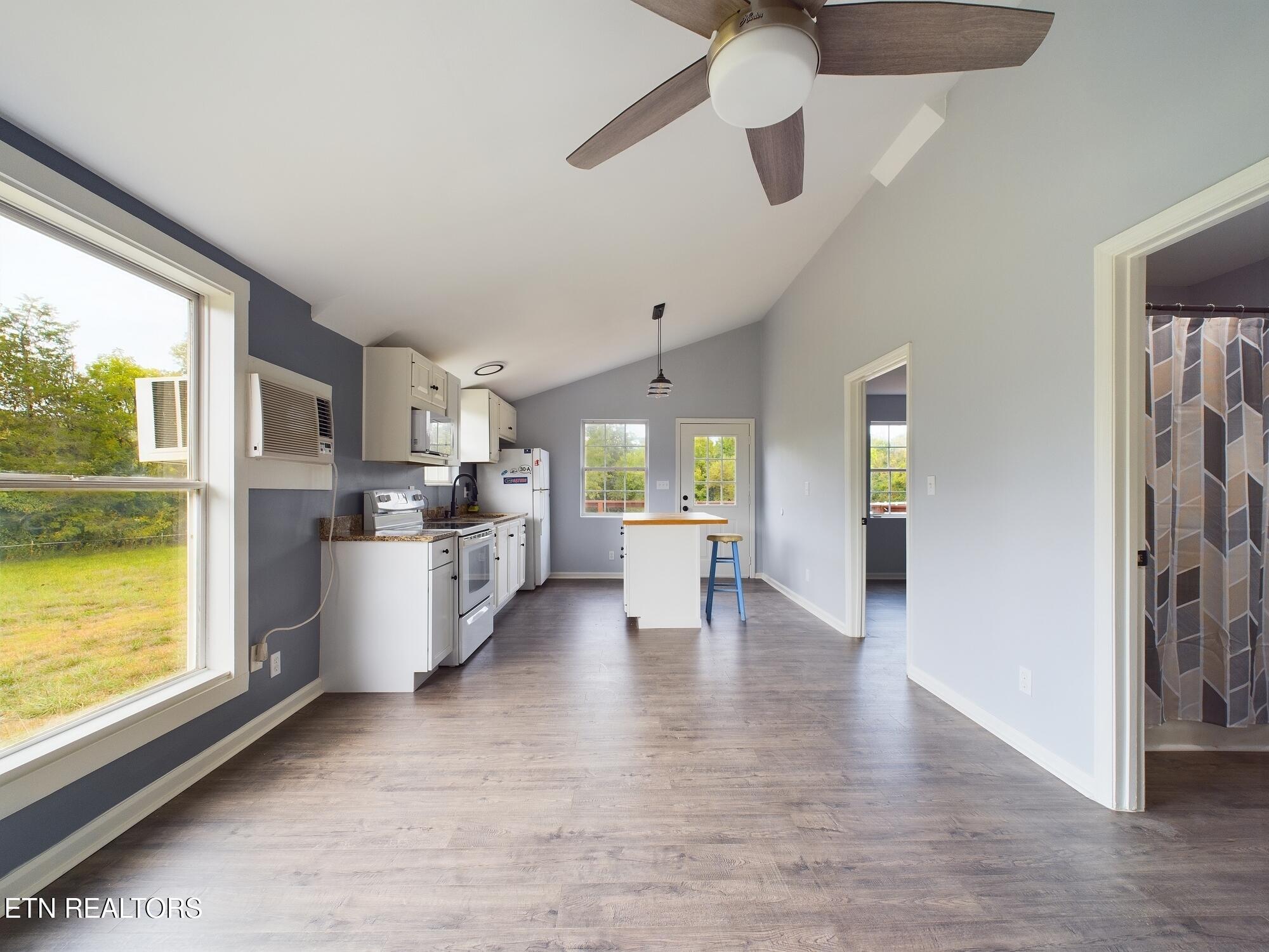 3287 W Town Creek Road Lenoir City TN 37771