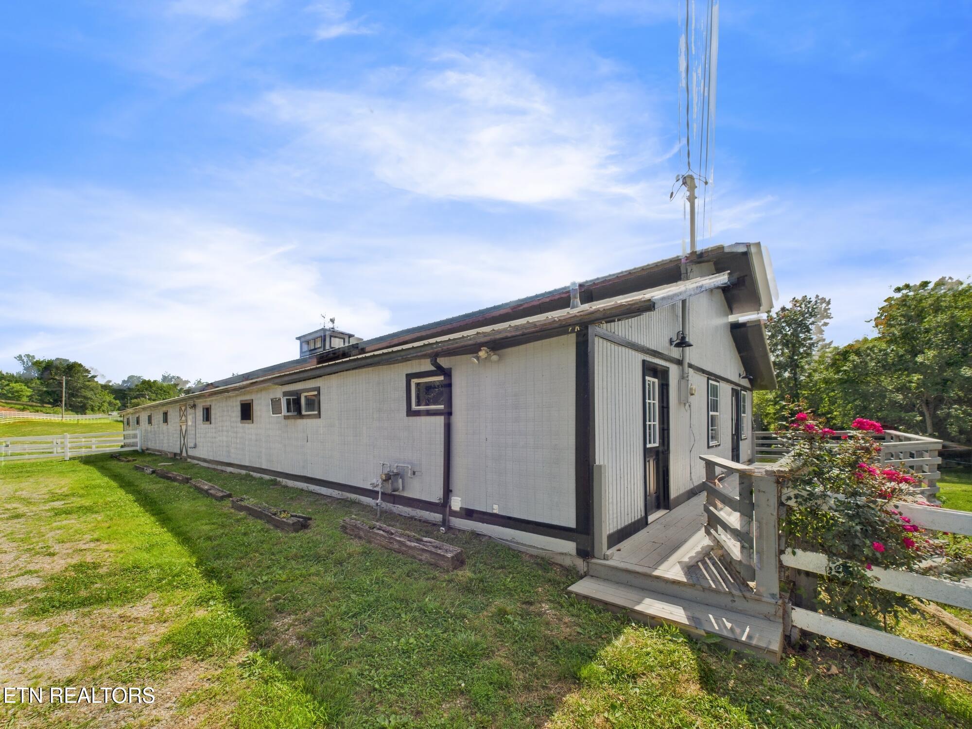 3287 W Town Creek Road Lenoir City TN 37771
