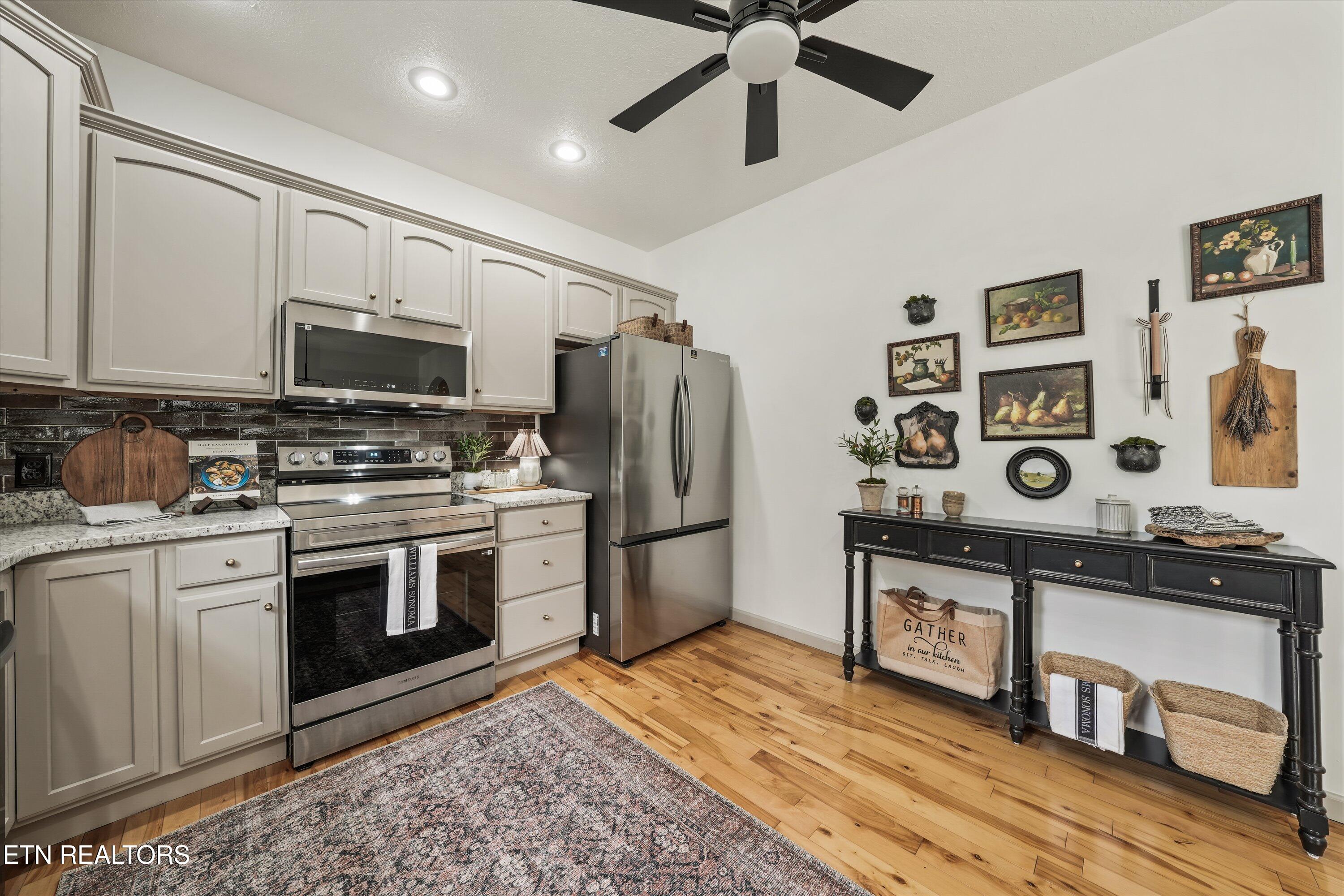 622 S Old Sevierville Pike Seymour TN 37865