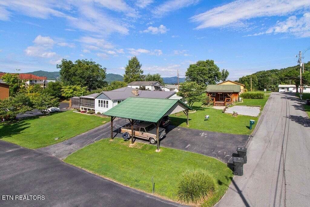 3310 Winston Street Pigeon Forge TN 37863