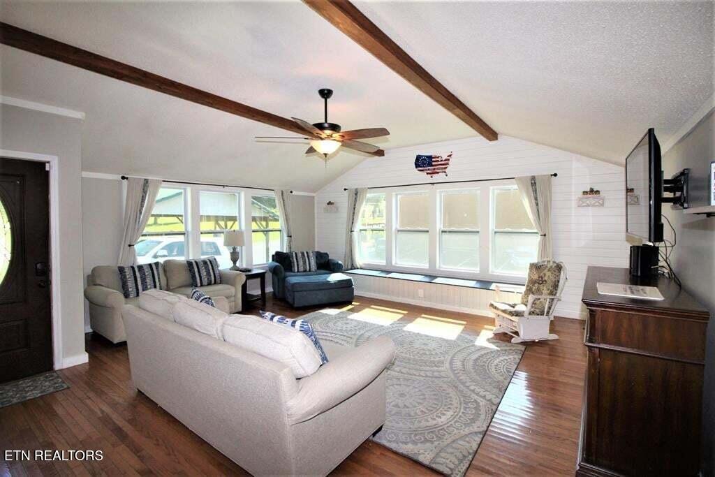 3310 Winston Street Pigeon Forge TN 37863