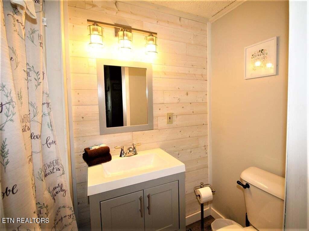 3310 Winston Street Pigeon Forge TN 37863