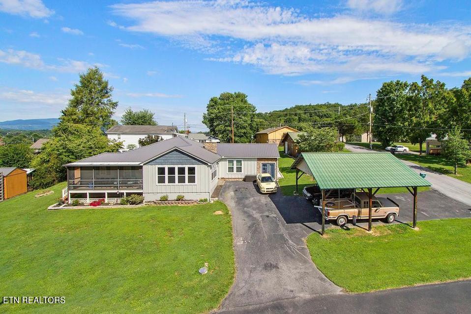 3310 Winston Street Pigeon Forge TN 37863