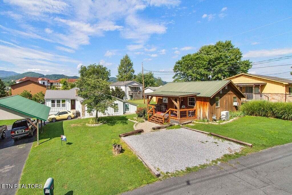 3310 Winston Street Pigeon Forge TN 37863