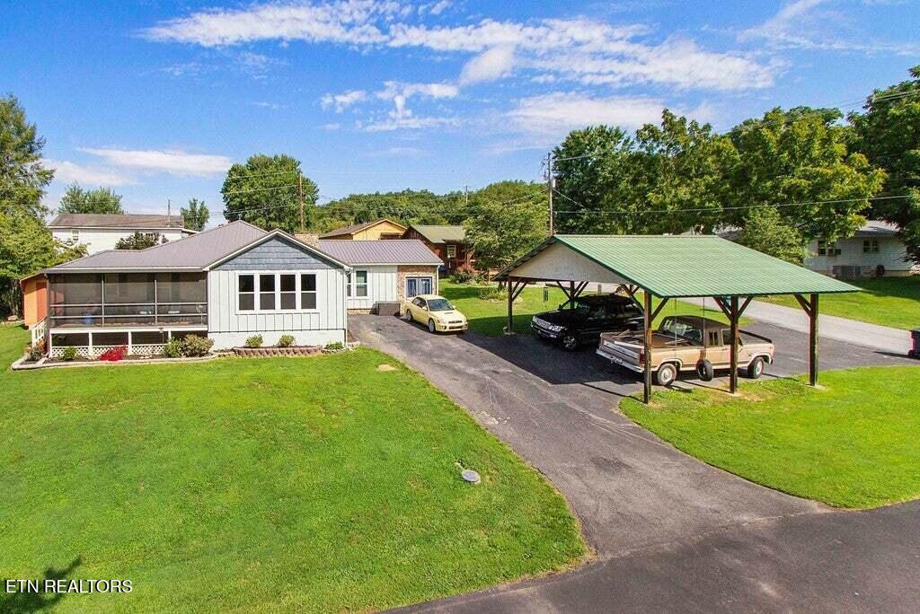 3310 Winston Street Pigeon Forge TN 37863