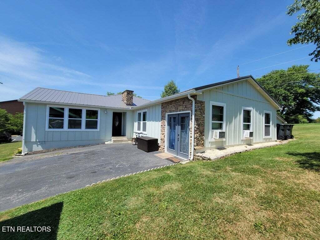 3310 Winston Street Pigeon Forge TN 37863