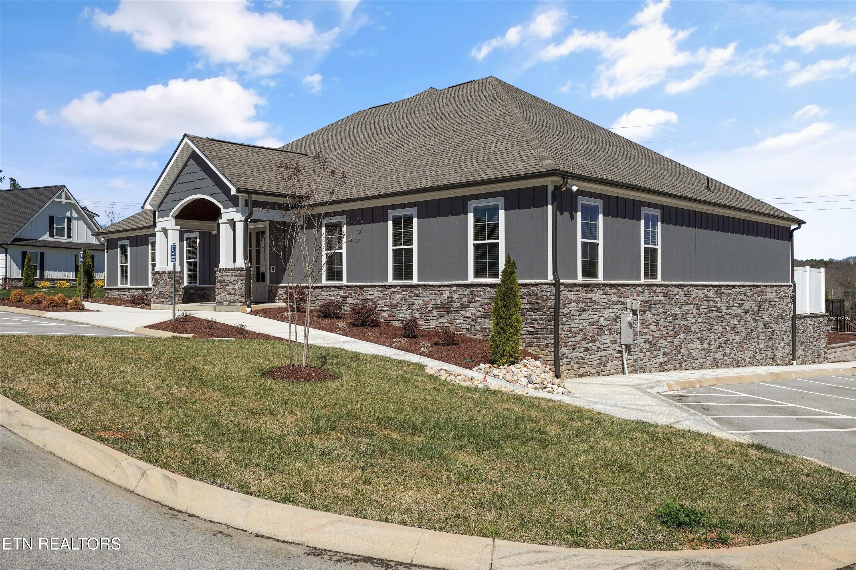 338 Trillium Trail Lenoir City TN 37771