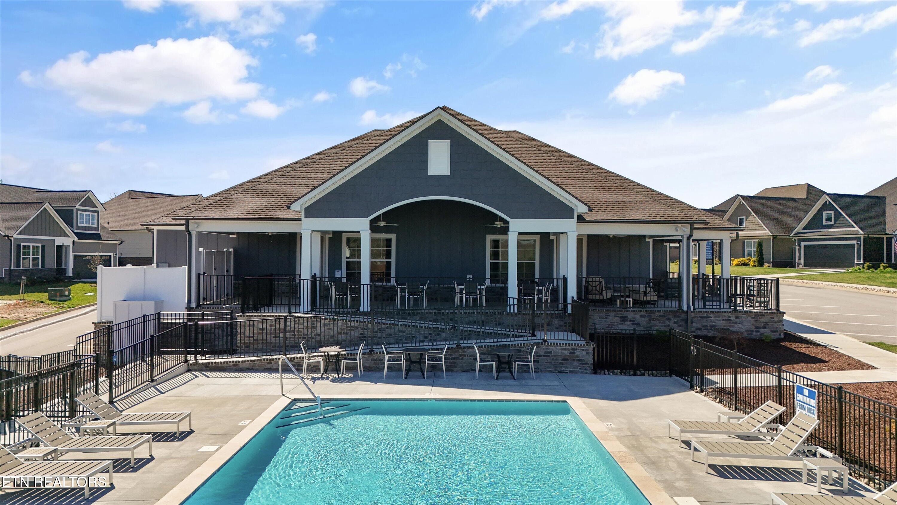 338 Trillium Trail Lenoir City TN 37771