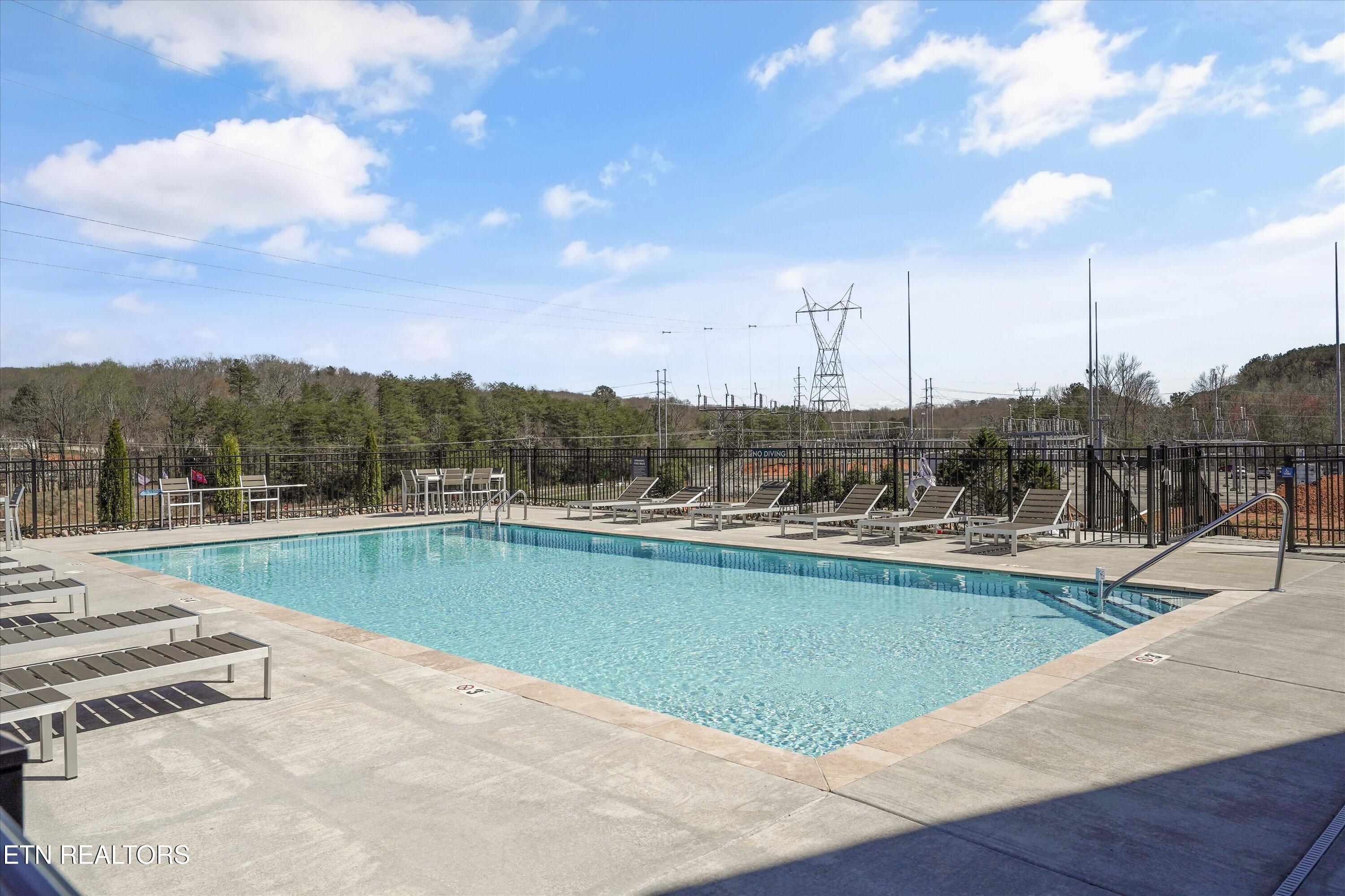 338 Trillium Trail Lenoir City TN 37771