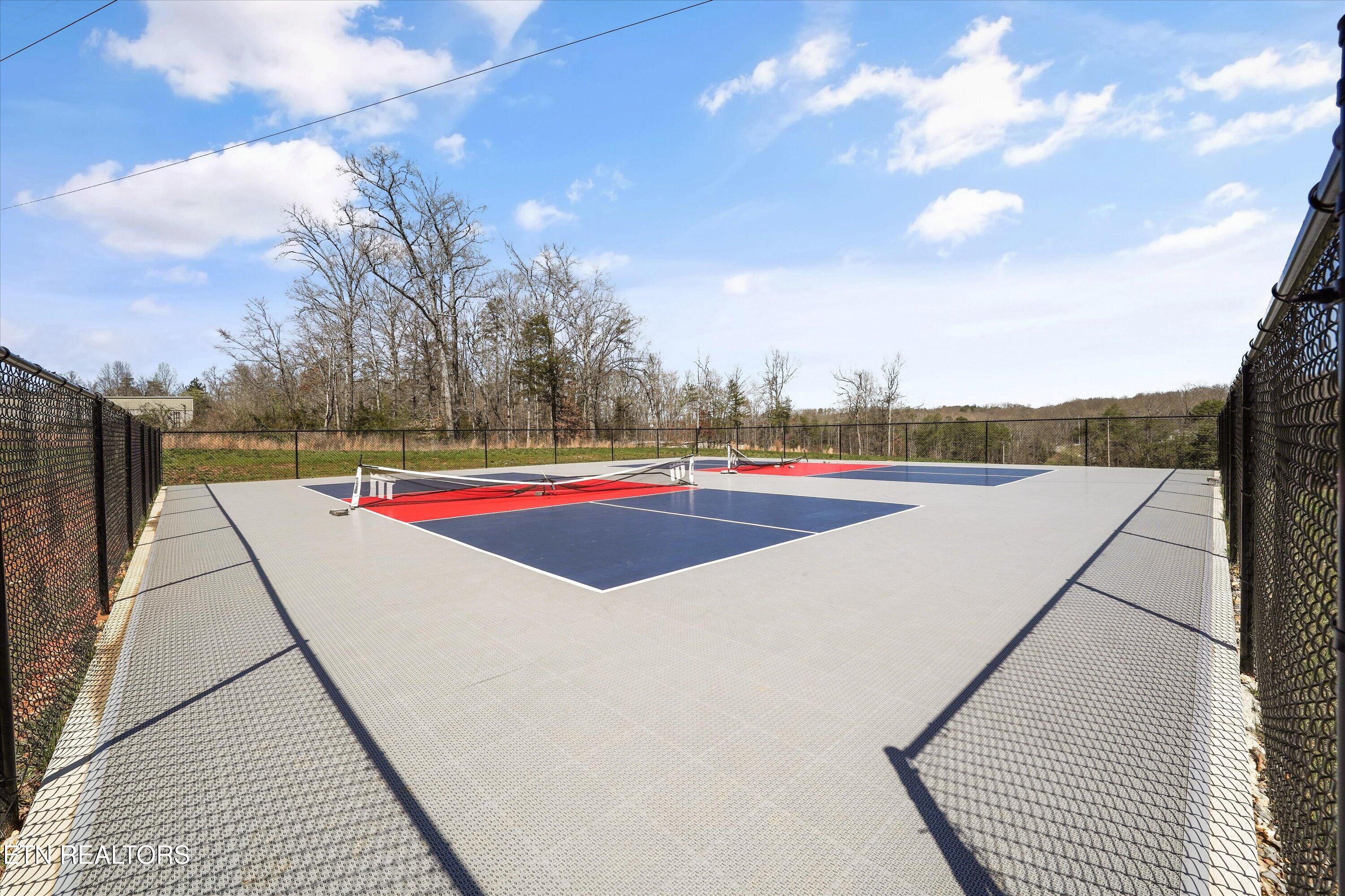 338 Trillium Trail Lenoir City TN 37771