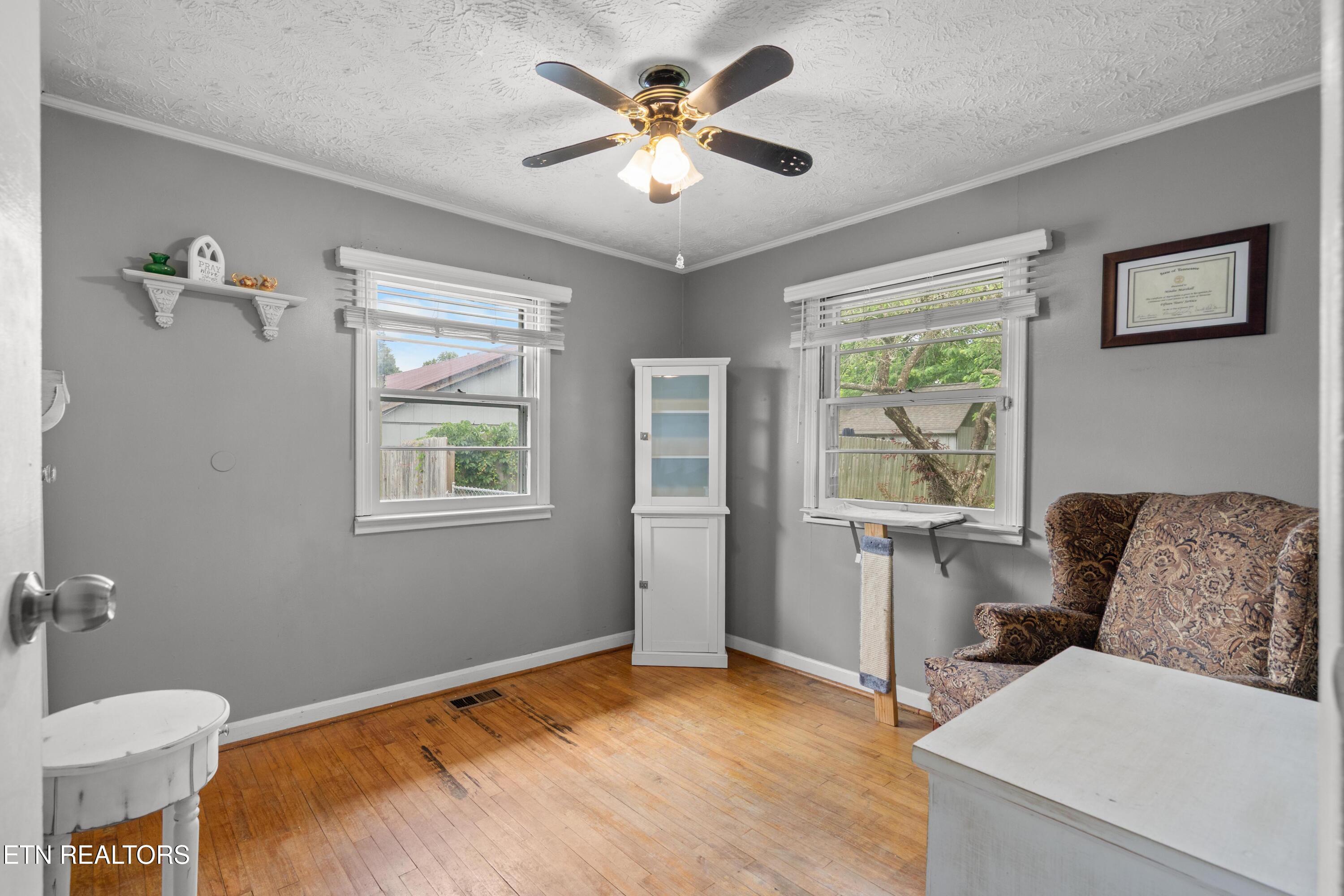 508 W Hemlock Street Lafollette TN 37766