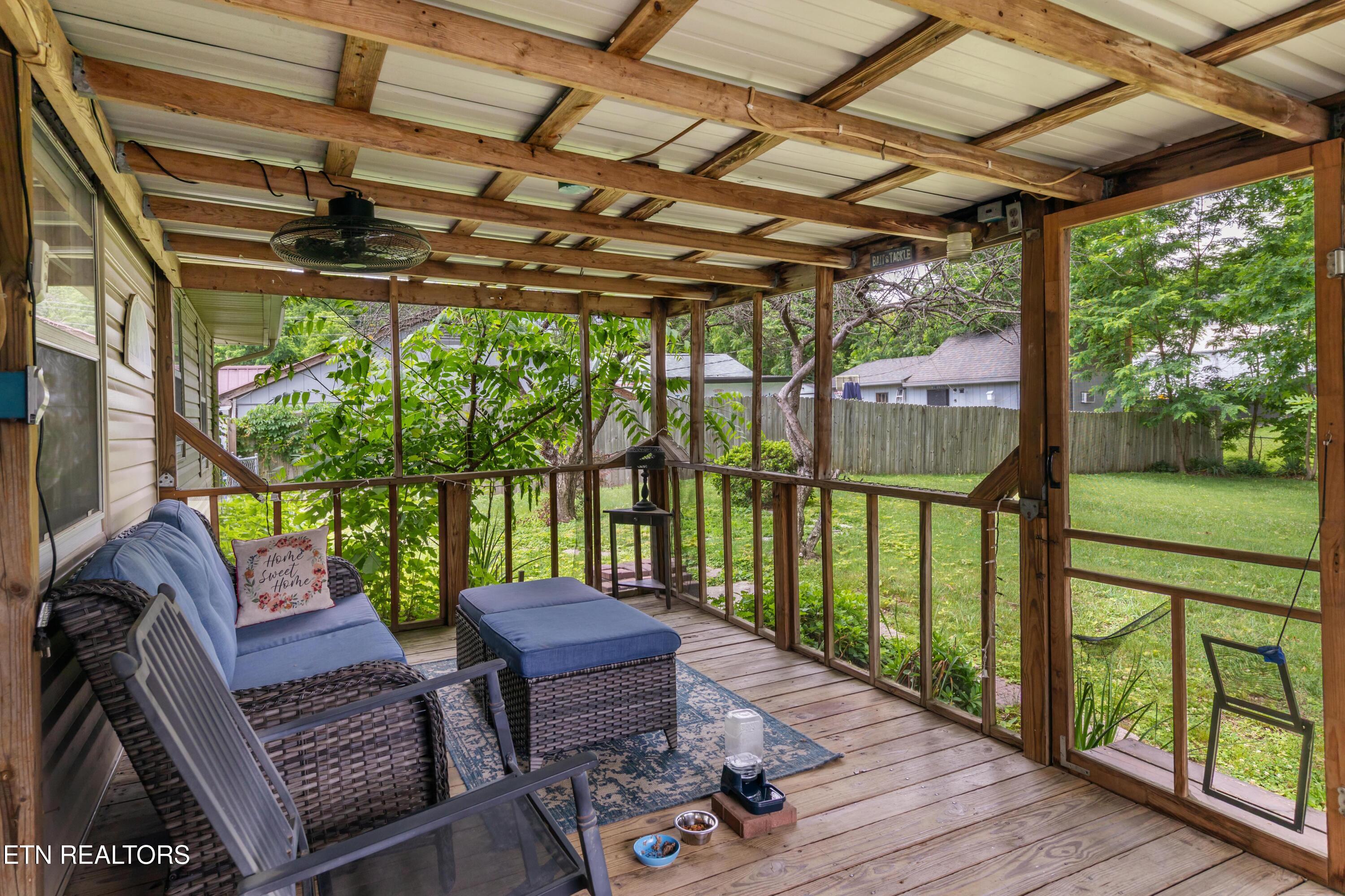 508 W Hemlock Street Lafollette TN 37766