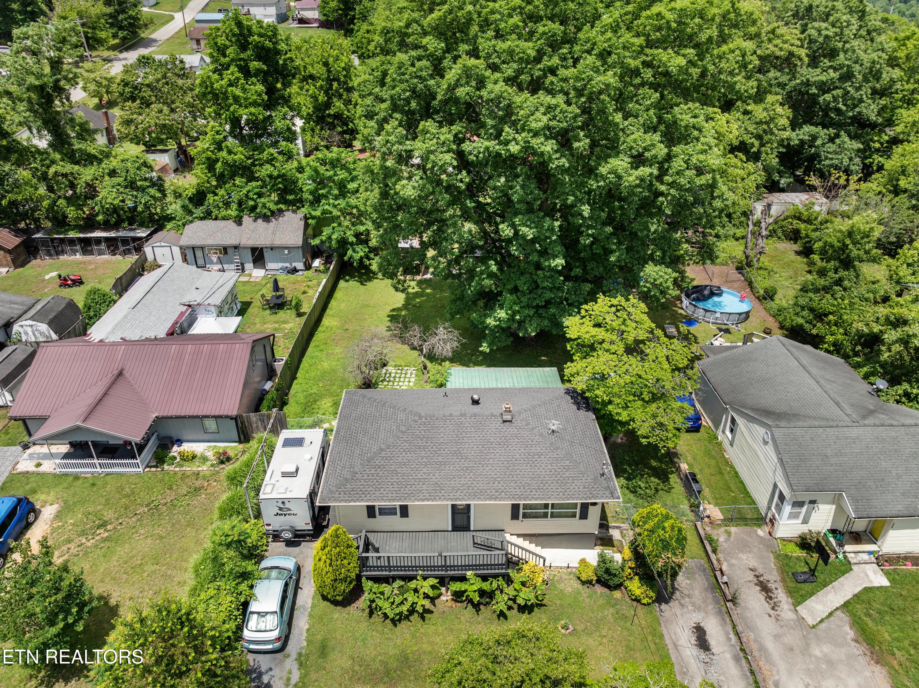 508 W Hemlock Street Lafollette TN 37766