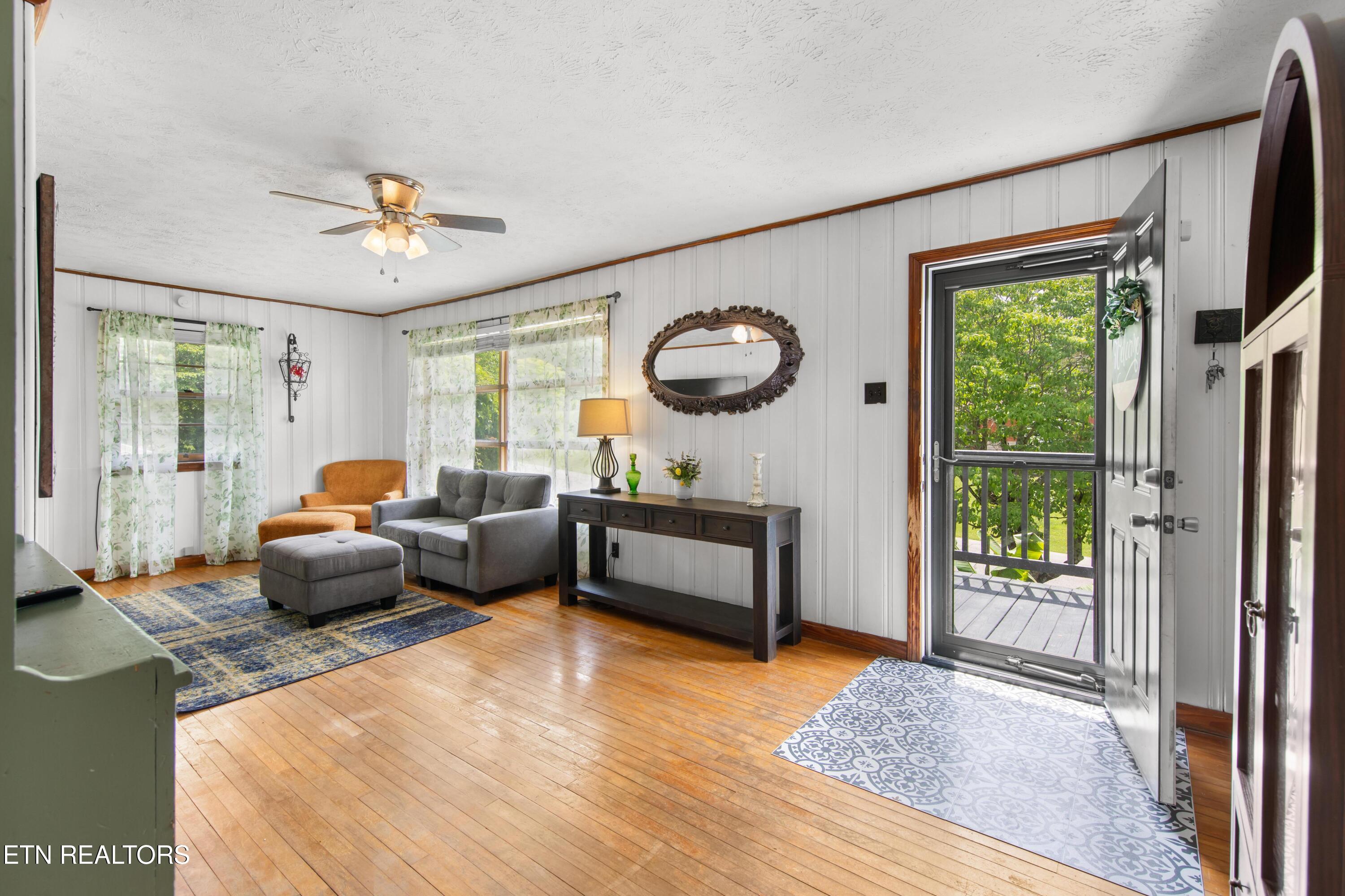 508 W Hemlock Street Lafollette TN 37766