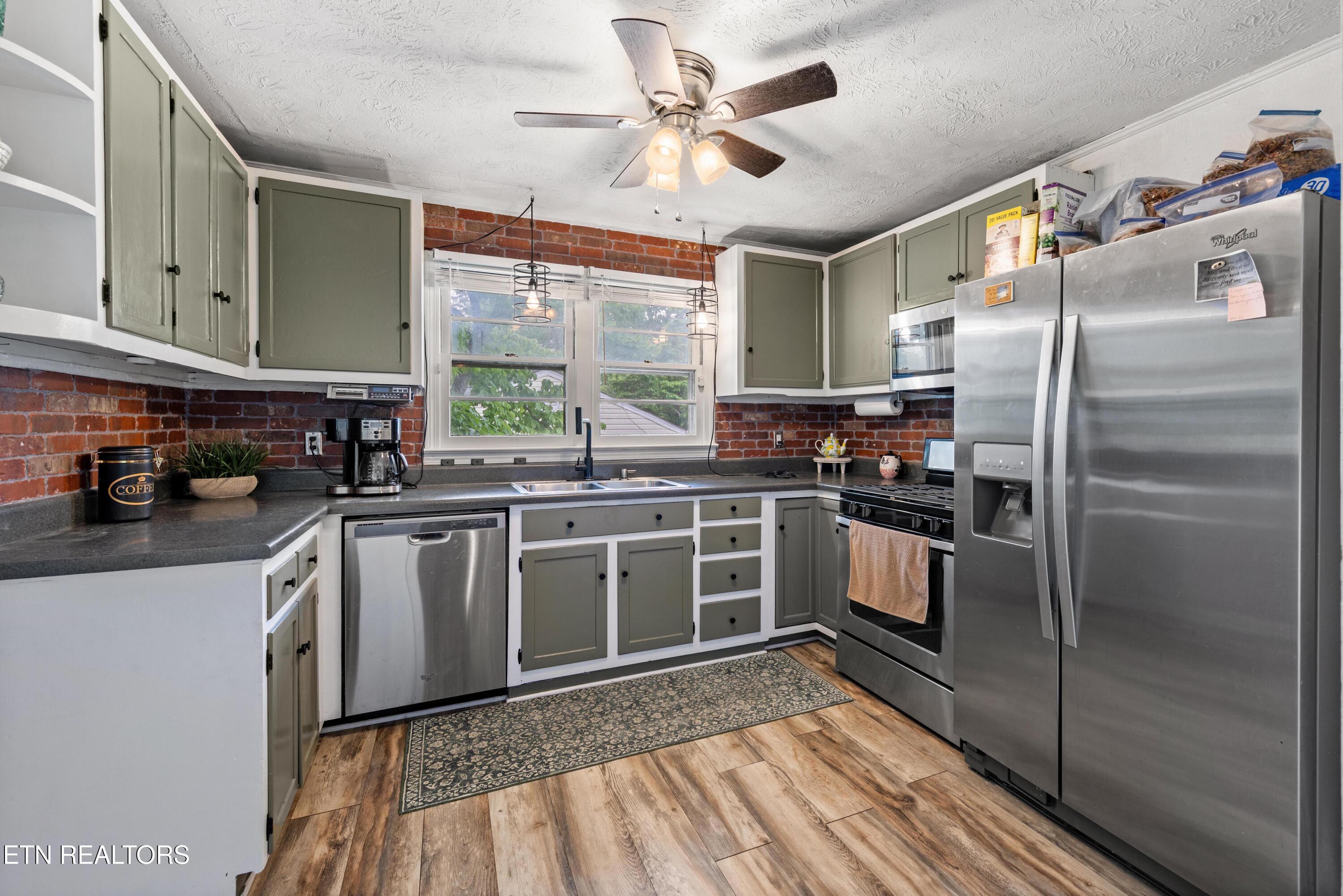 508 W Hemlock Street Lafollette TN 37766