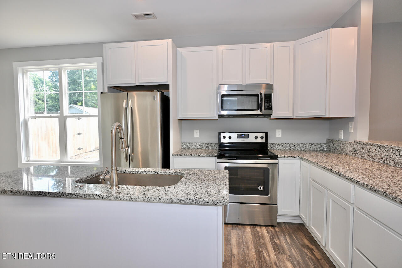209 W Moody Avenue Knoxville TN 37920