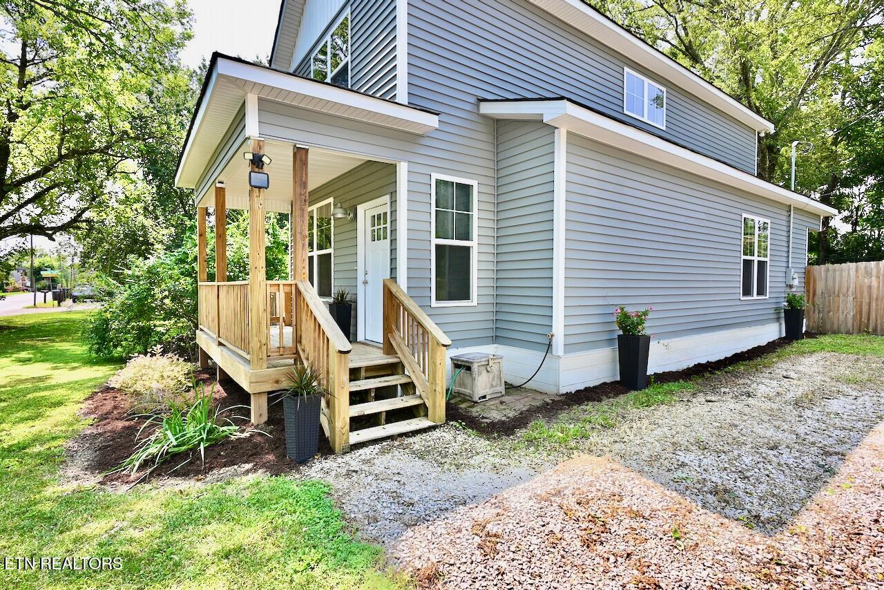 209 W Moody Avenue Knoxville TN 37920