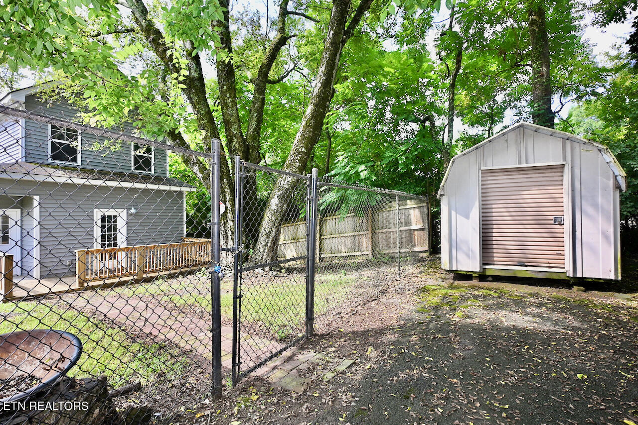 209 W Moody Avenue Knoxville TN 37920