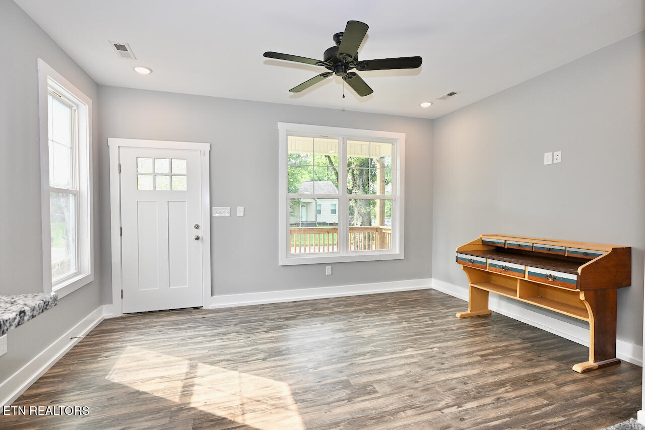 209 W Moody Avenue Knoxville TN 37920