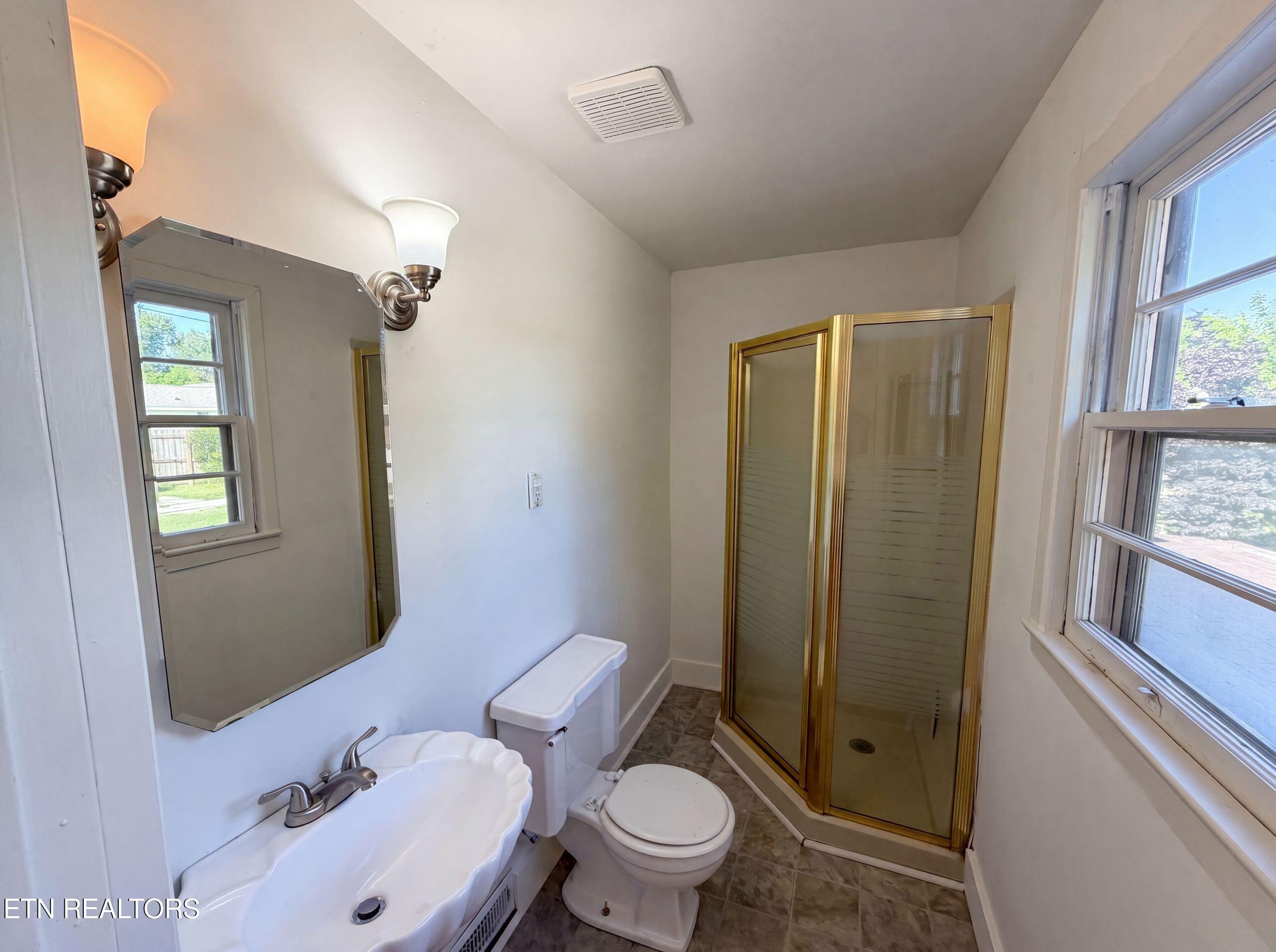 2205 Adair Drive Knoxville TN 37918