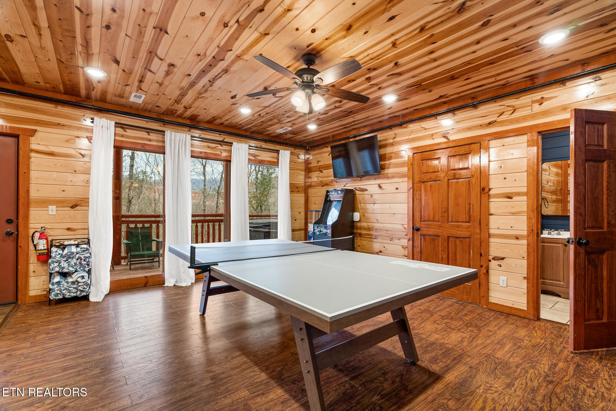 2324 Boulder Way Sevierville TN 37862