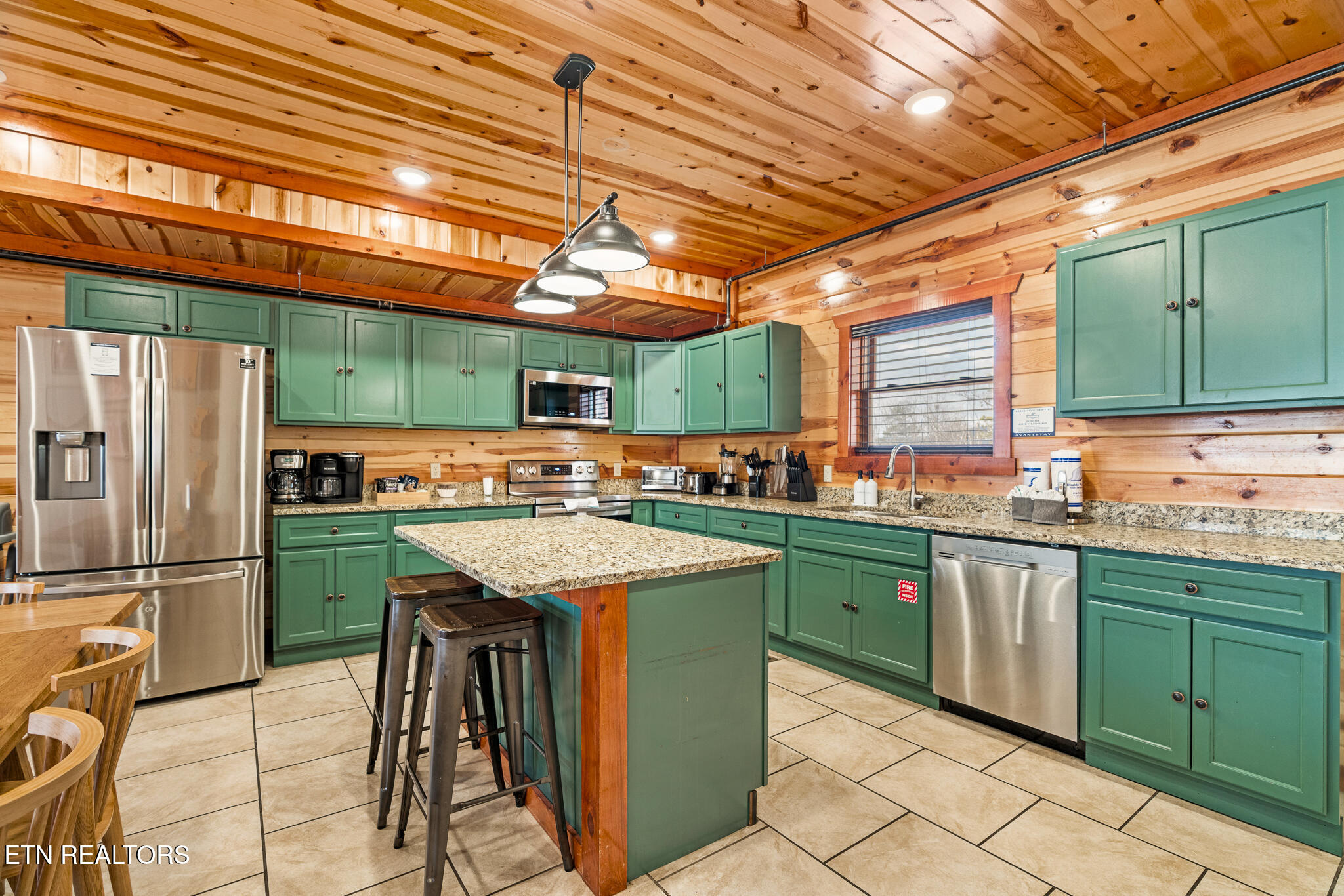 2324 Boulder Way Sevierville TN 37862