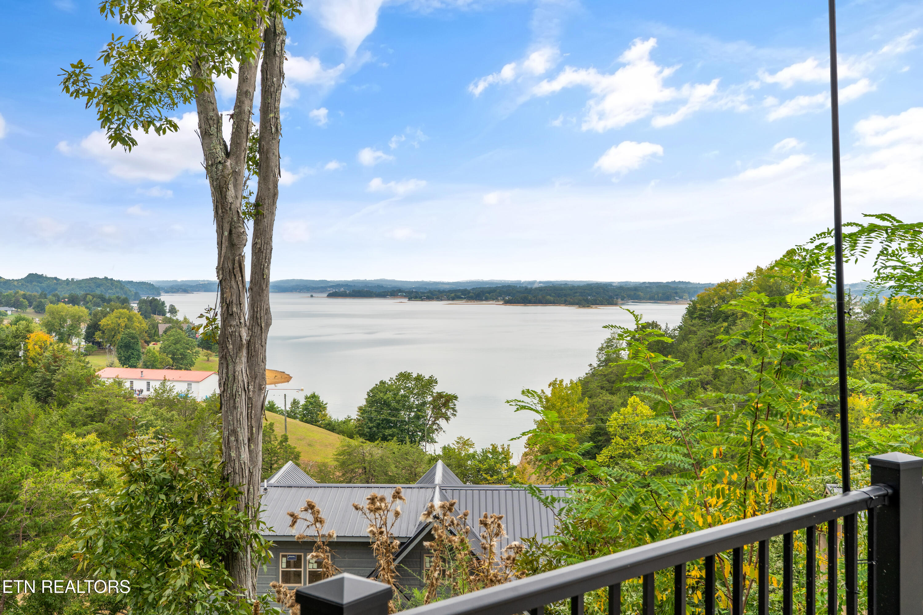1398 Lake Haven Way Sevierville TN 37876