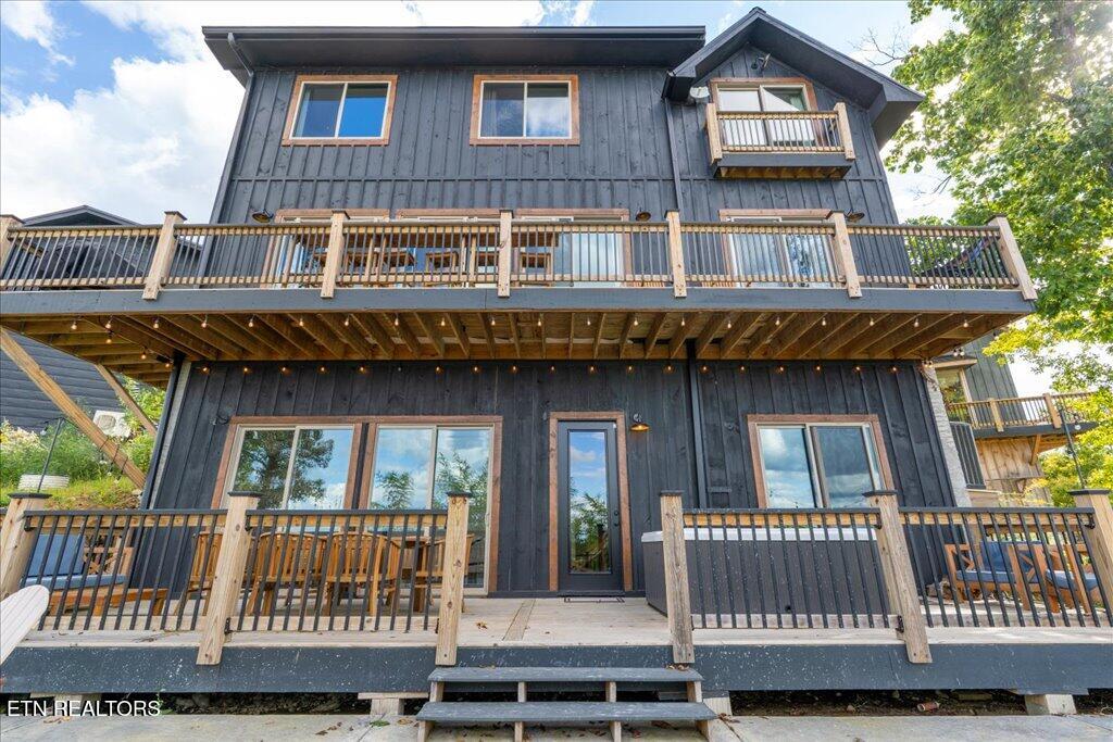 1398 Lake Haven Way Sevierville TN 37876