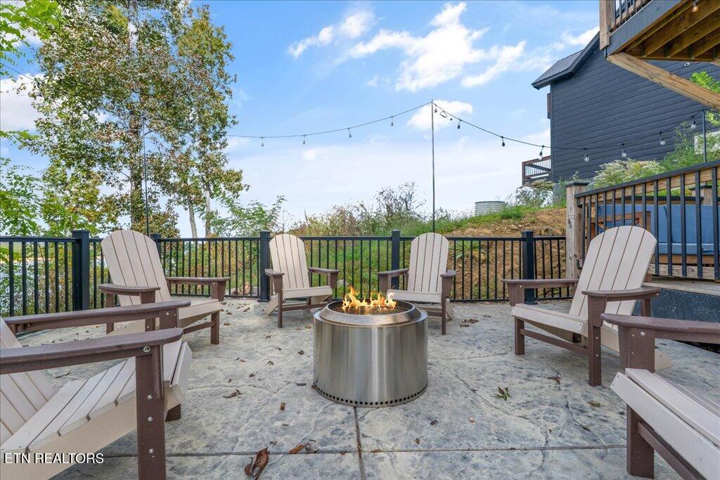 1398 Lake Haven Way Sevierville TN 37876