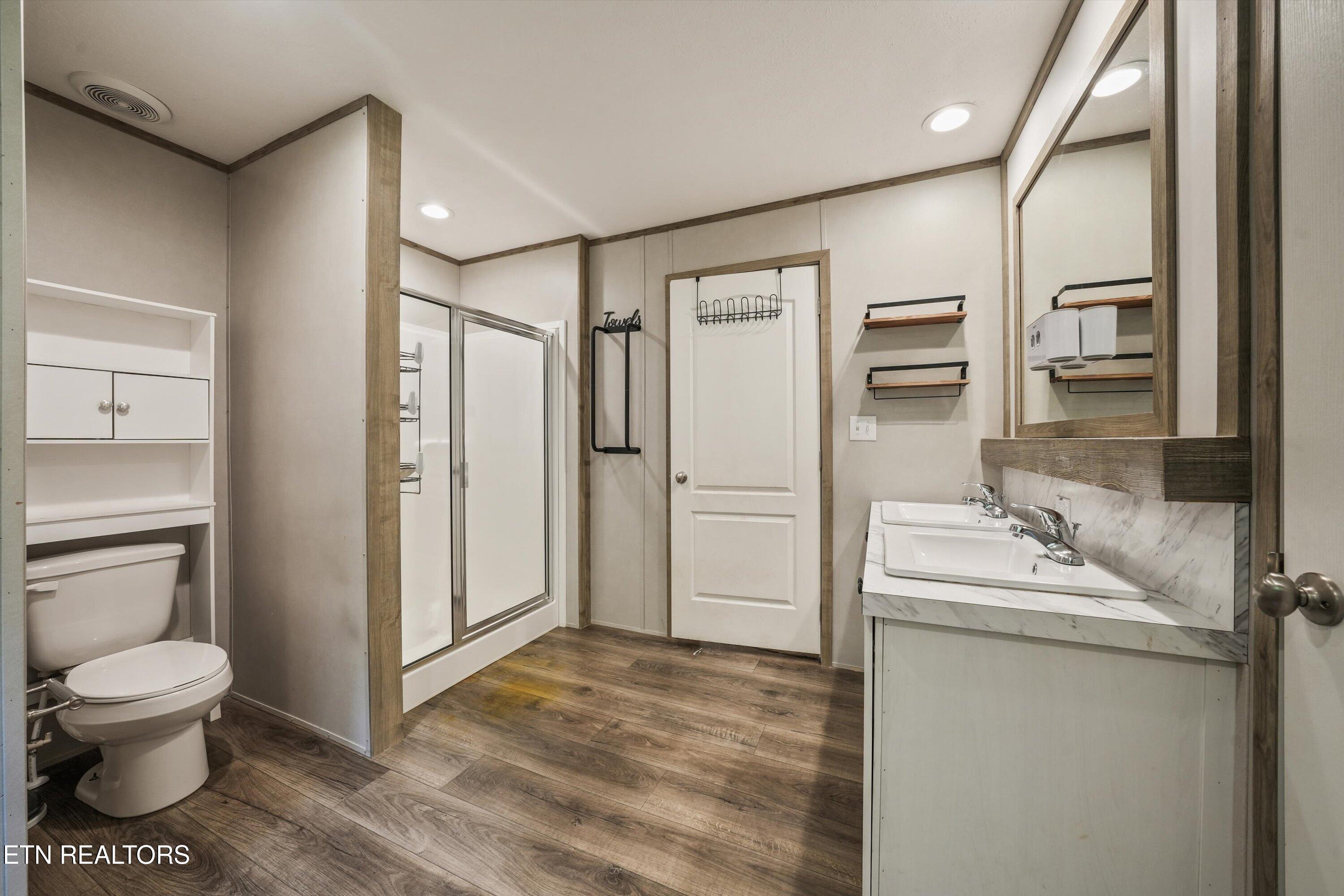 3421 Hackney Chapel Road Lenoir City TN 37772
