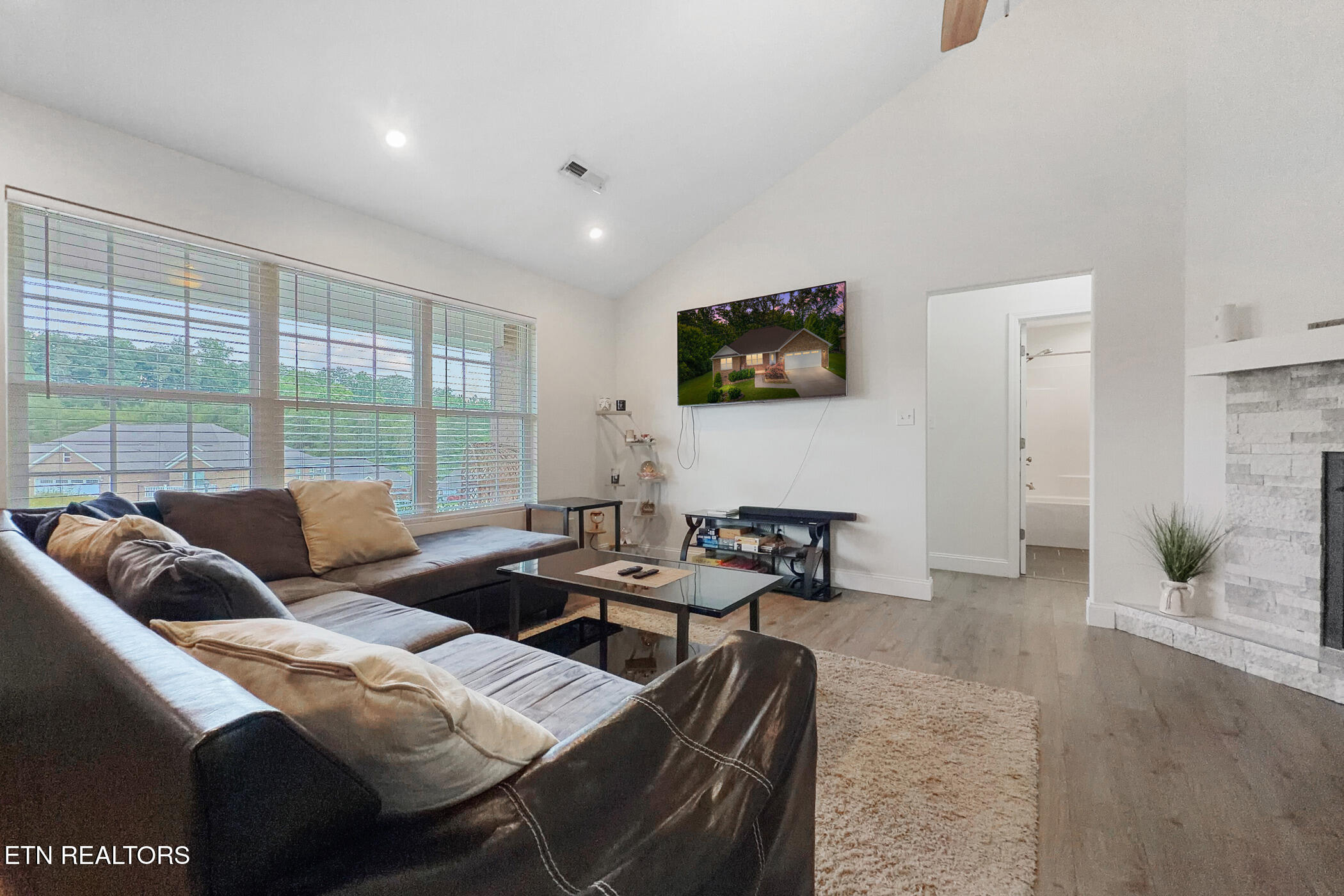 2122 Zion Drive Sevierville TN 37862