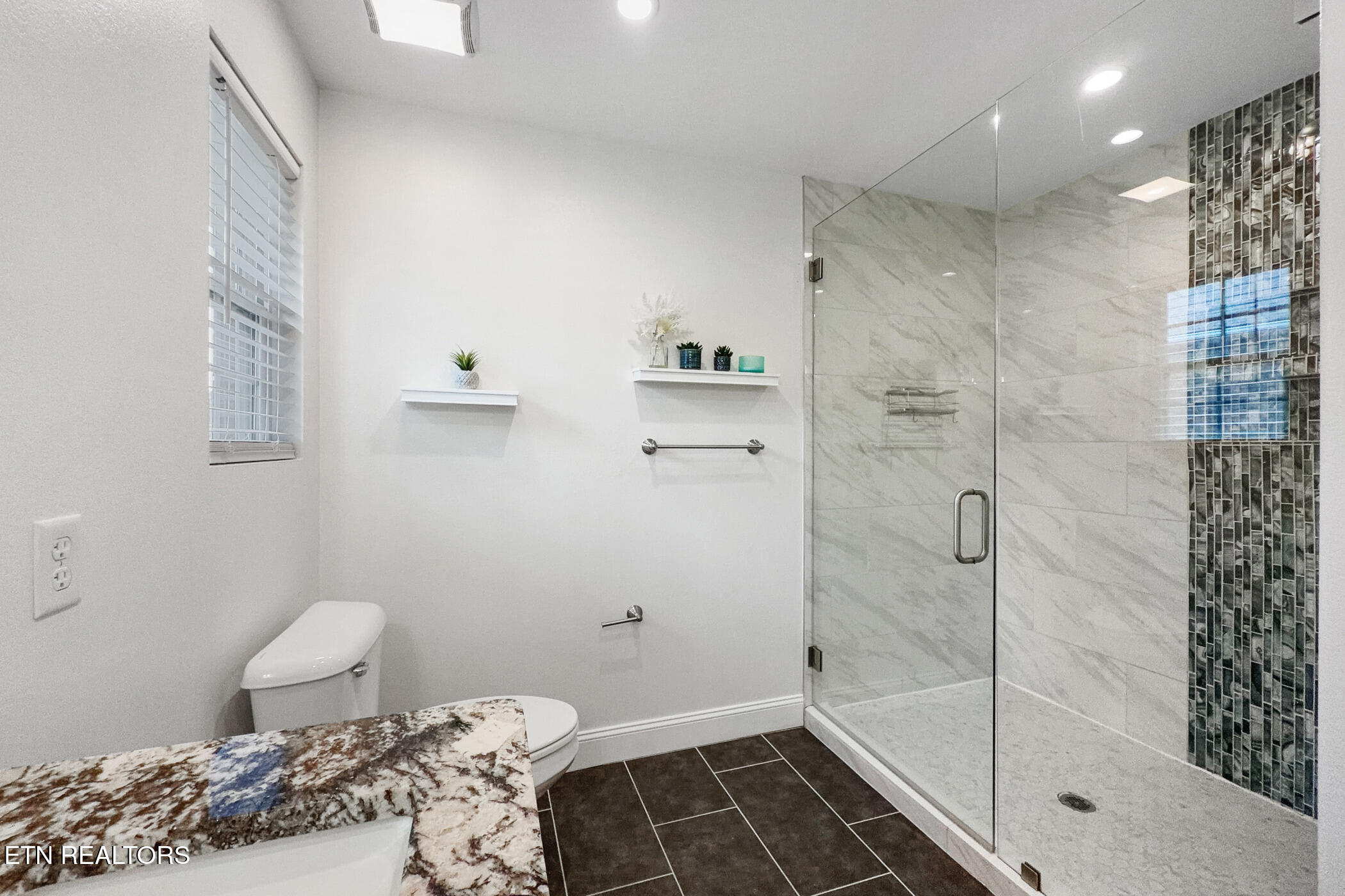 2122 Zion Drive Sevierville TN 37862