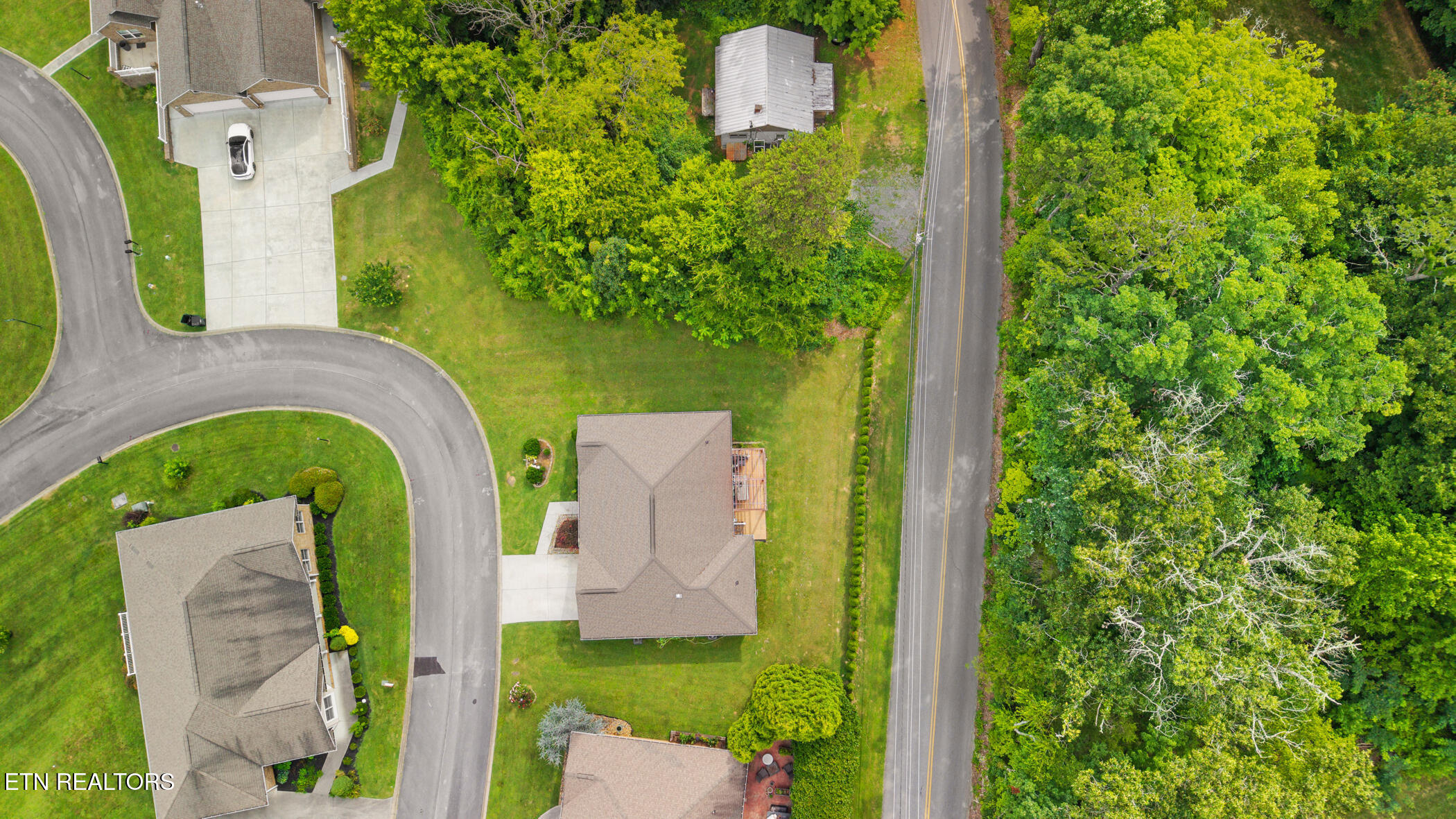 2122 Zion Drive Sevierville TN 37862