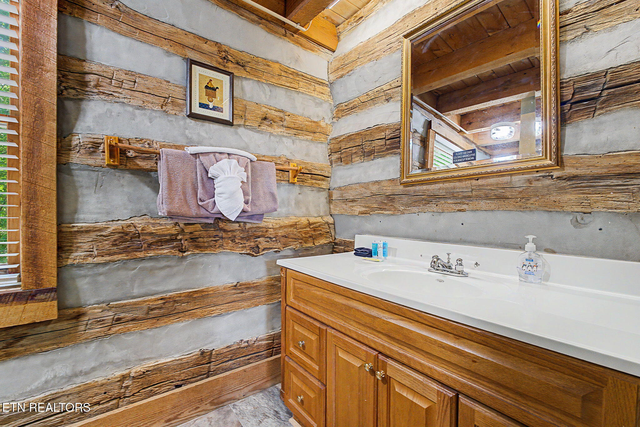 760 Fox Hollow Road Gatlinburg TN 37738