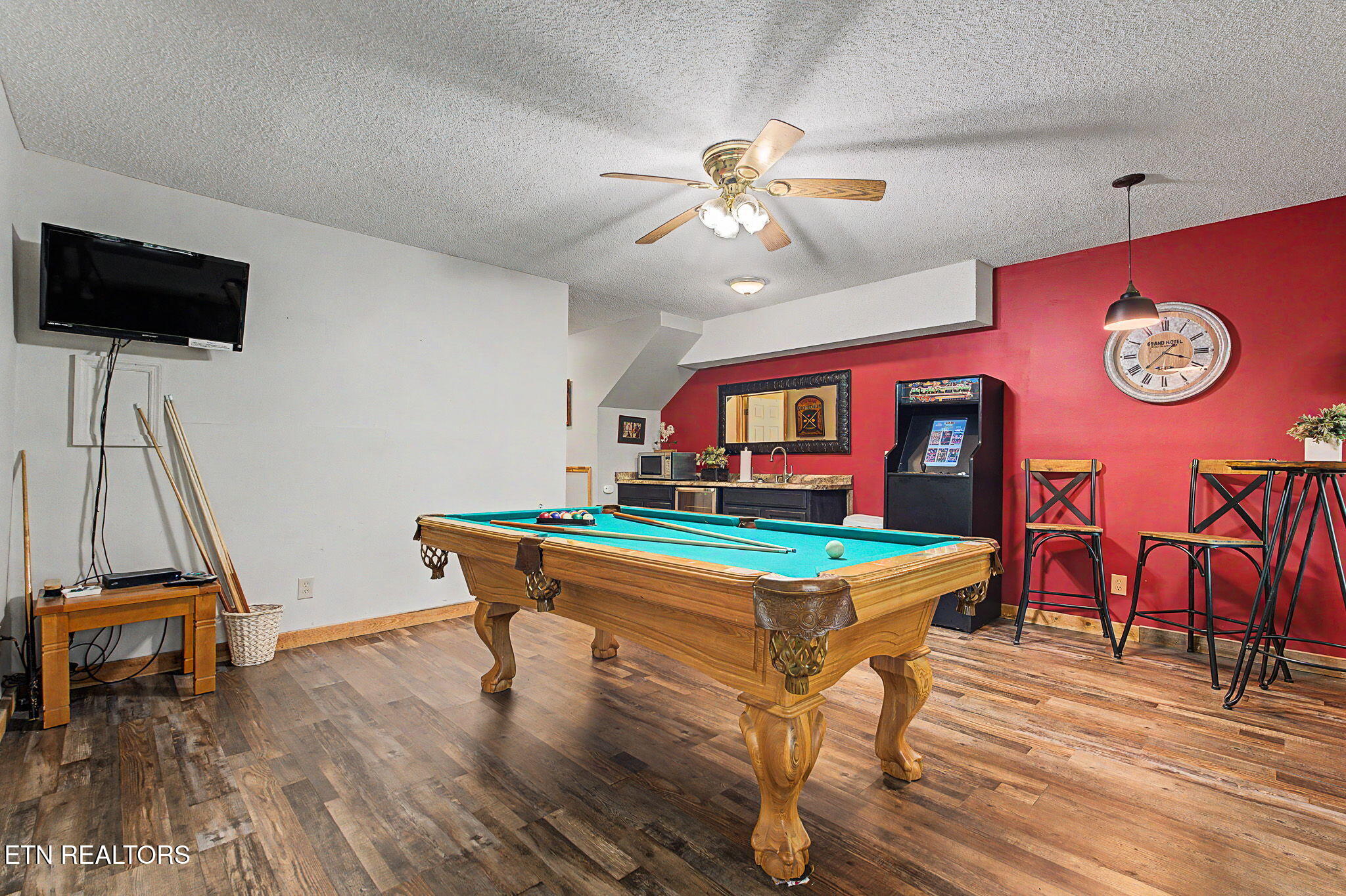 760 Fox Hollow Road Gatlinburg TN 37738