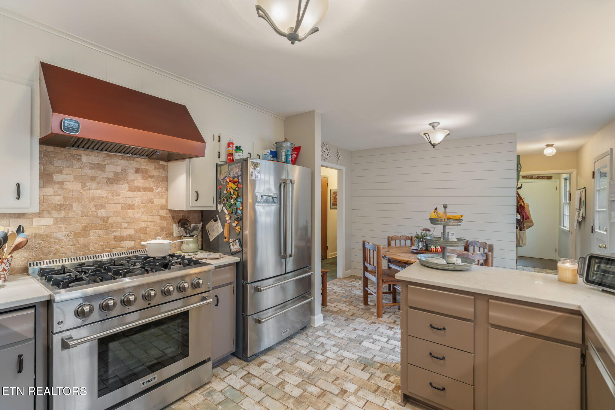 5411 Holston Hills Road Knoxville TN 37914