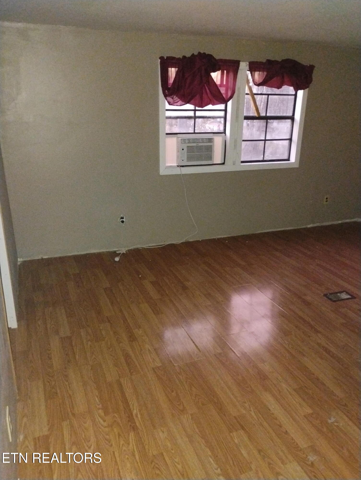 4563 Cherokee Drive Strawberry Plains TN 37871